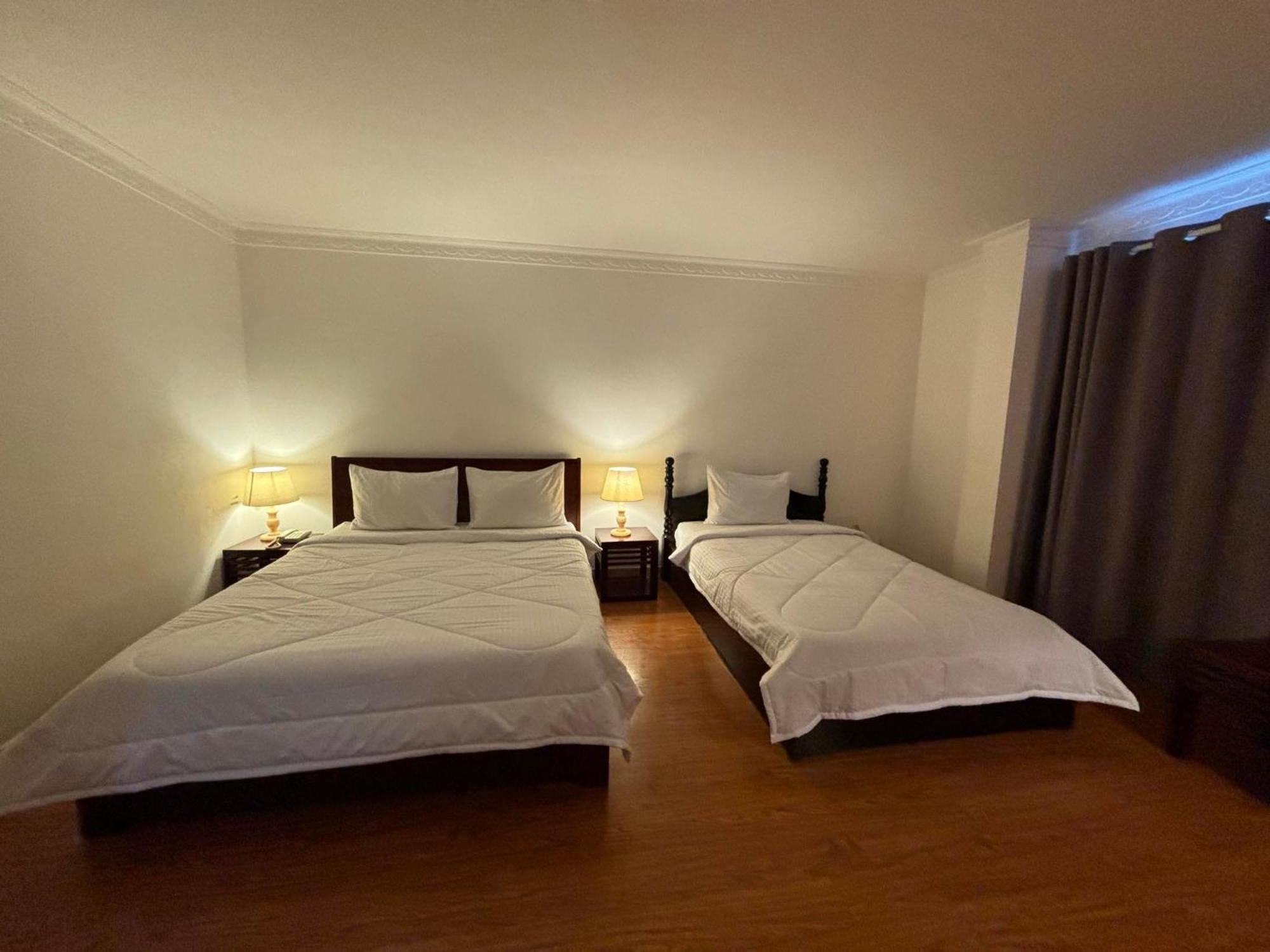 Phung Long Hotel