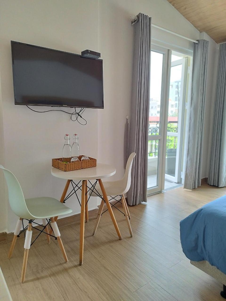 Bed & Breakfast 7 *