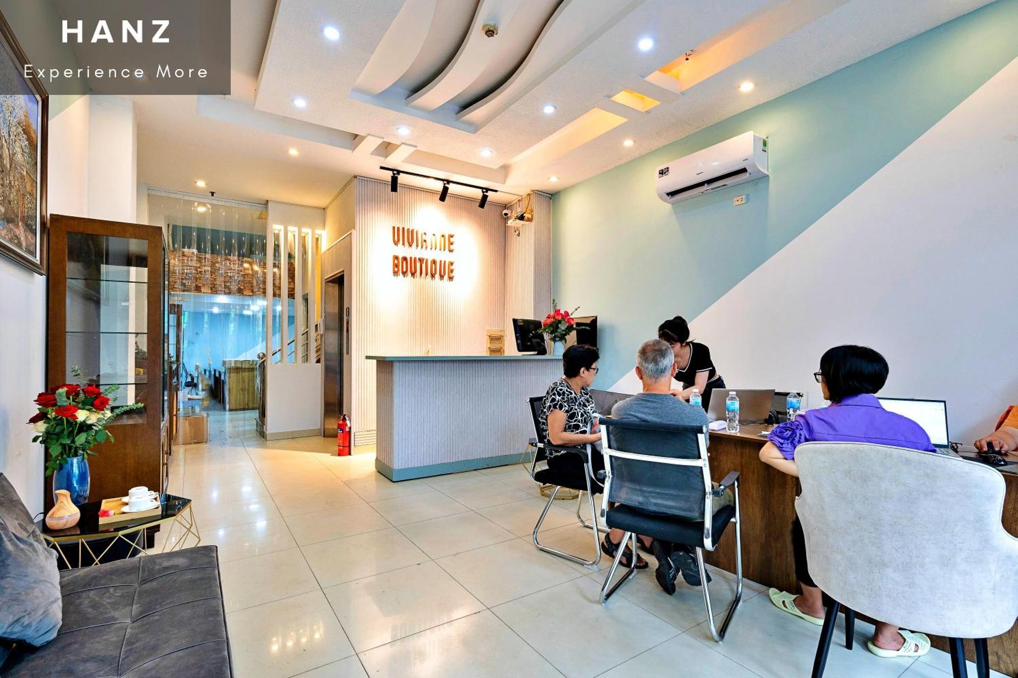 Hanz Vivianne Aparthotel