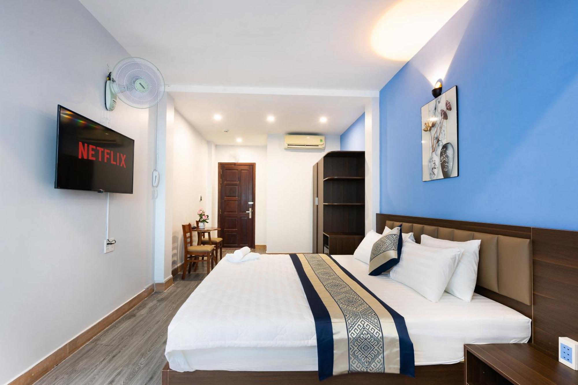 Airport Hotel