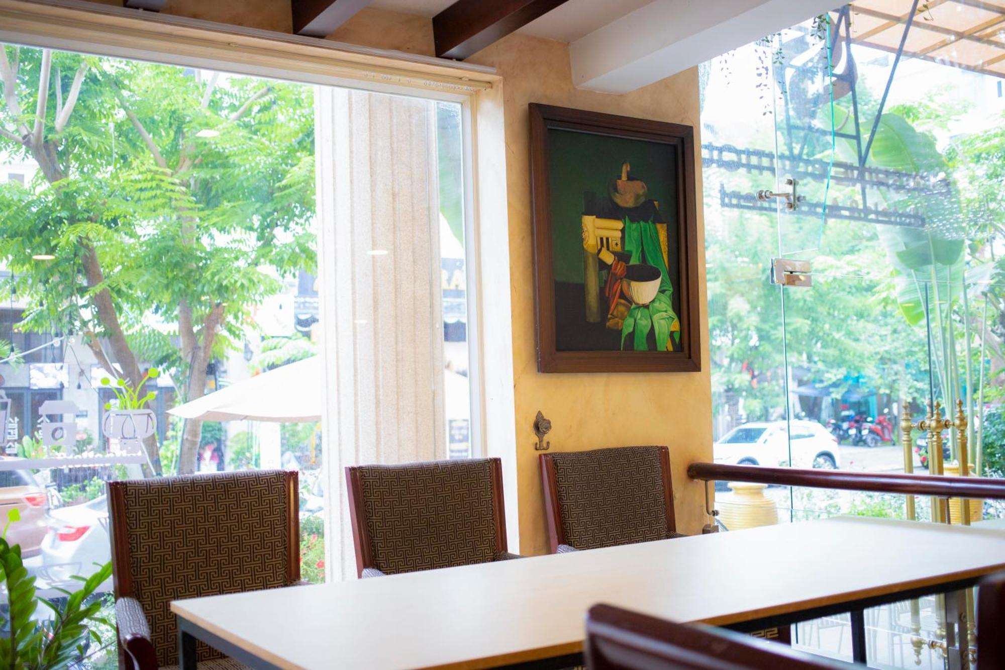 Sunshine Boutique Phu My Hung Khách sạn 3*