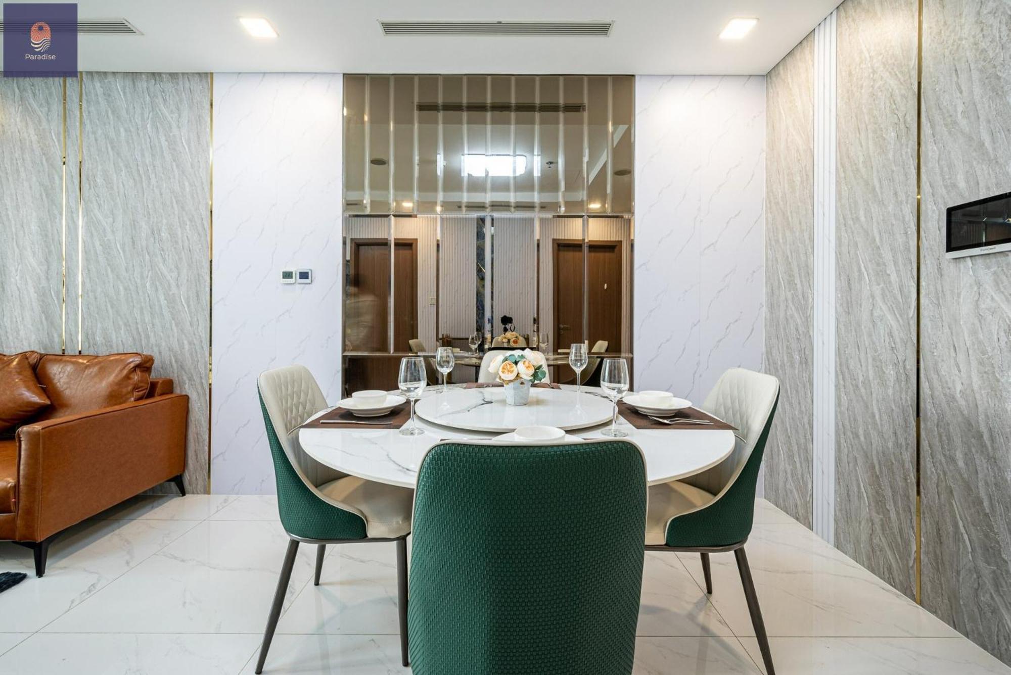 Homestay Landmark 81 Paradise *