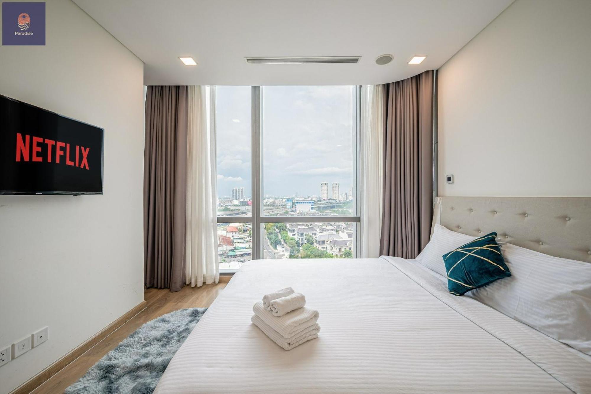 Landmark 81 Paradise Homestay
