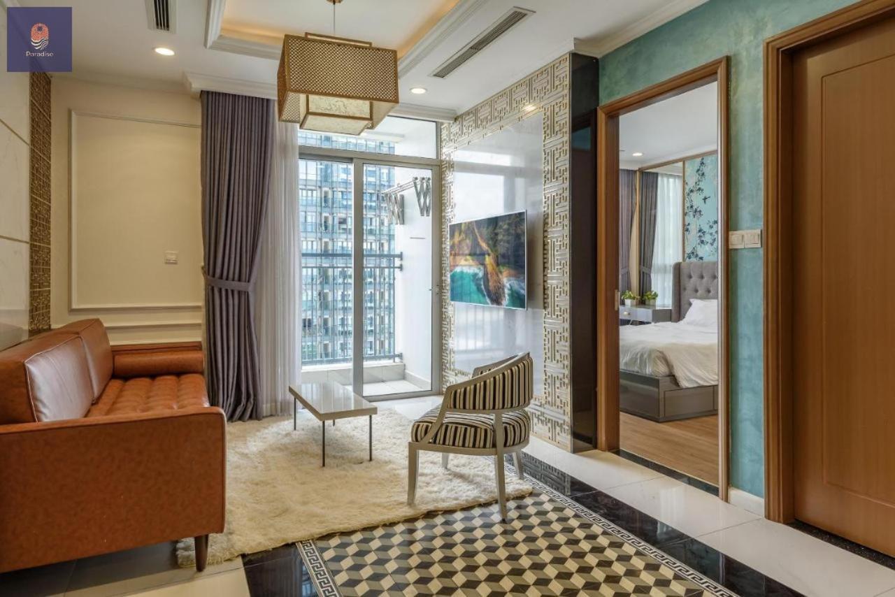 Homestay Landmark 81 Paradise *