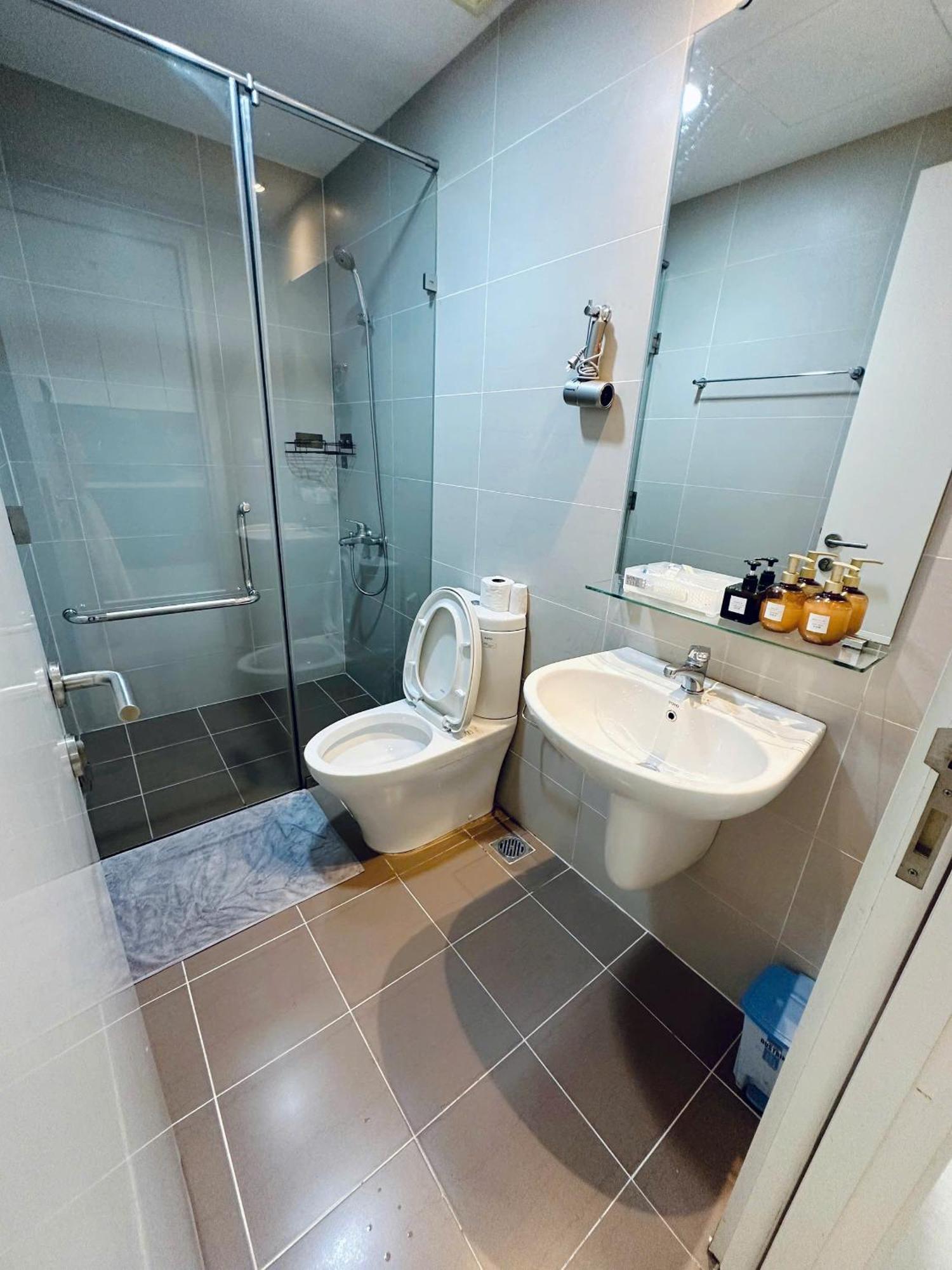 Shomes - Luxury In Masteri Thao Dien Free Gym, Pool Pangsapuri *