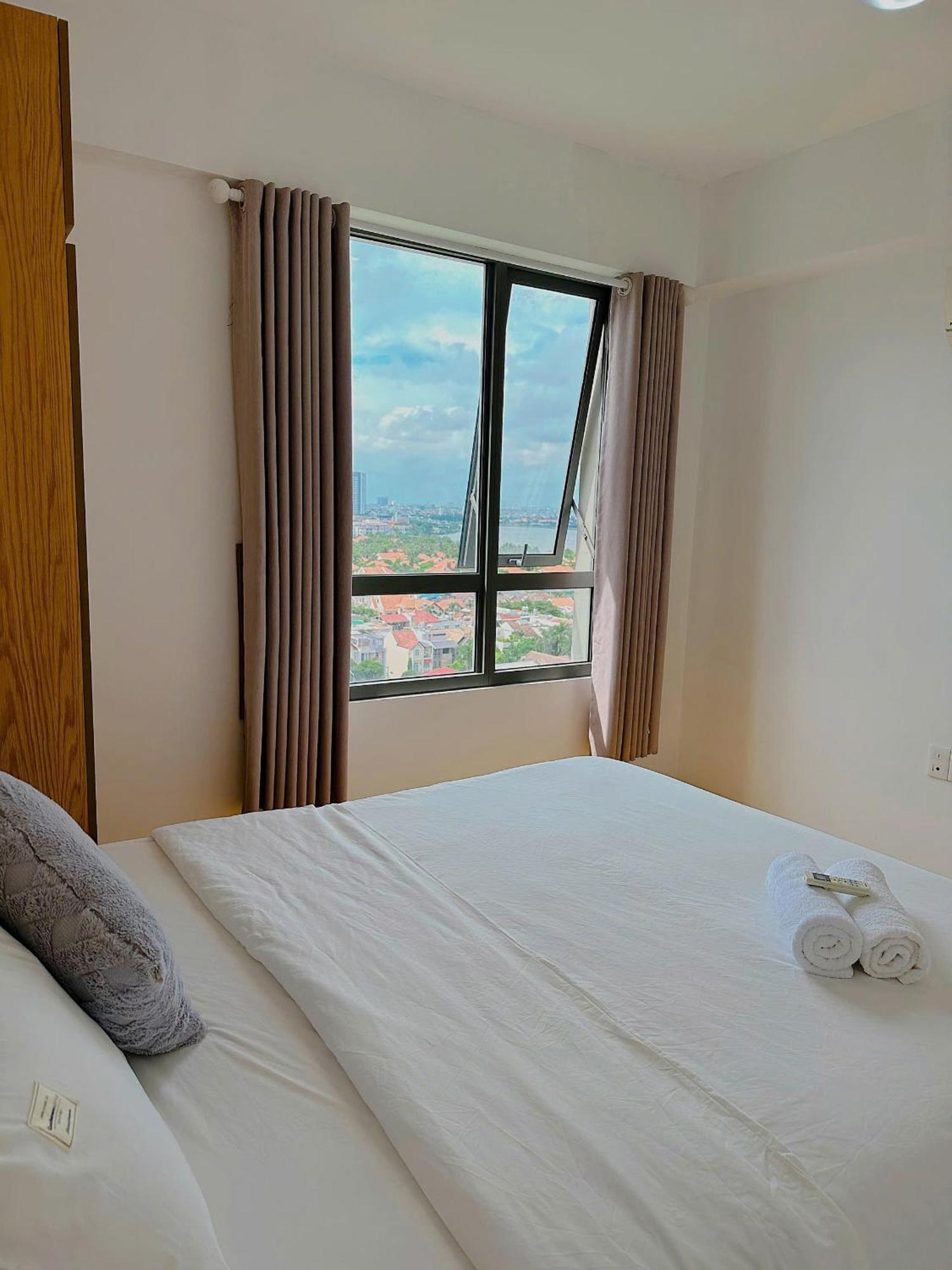 Shomes - Luxury In Masteri Thao Dien Free Gym, Pool *