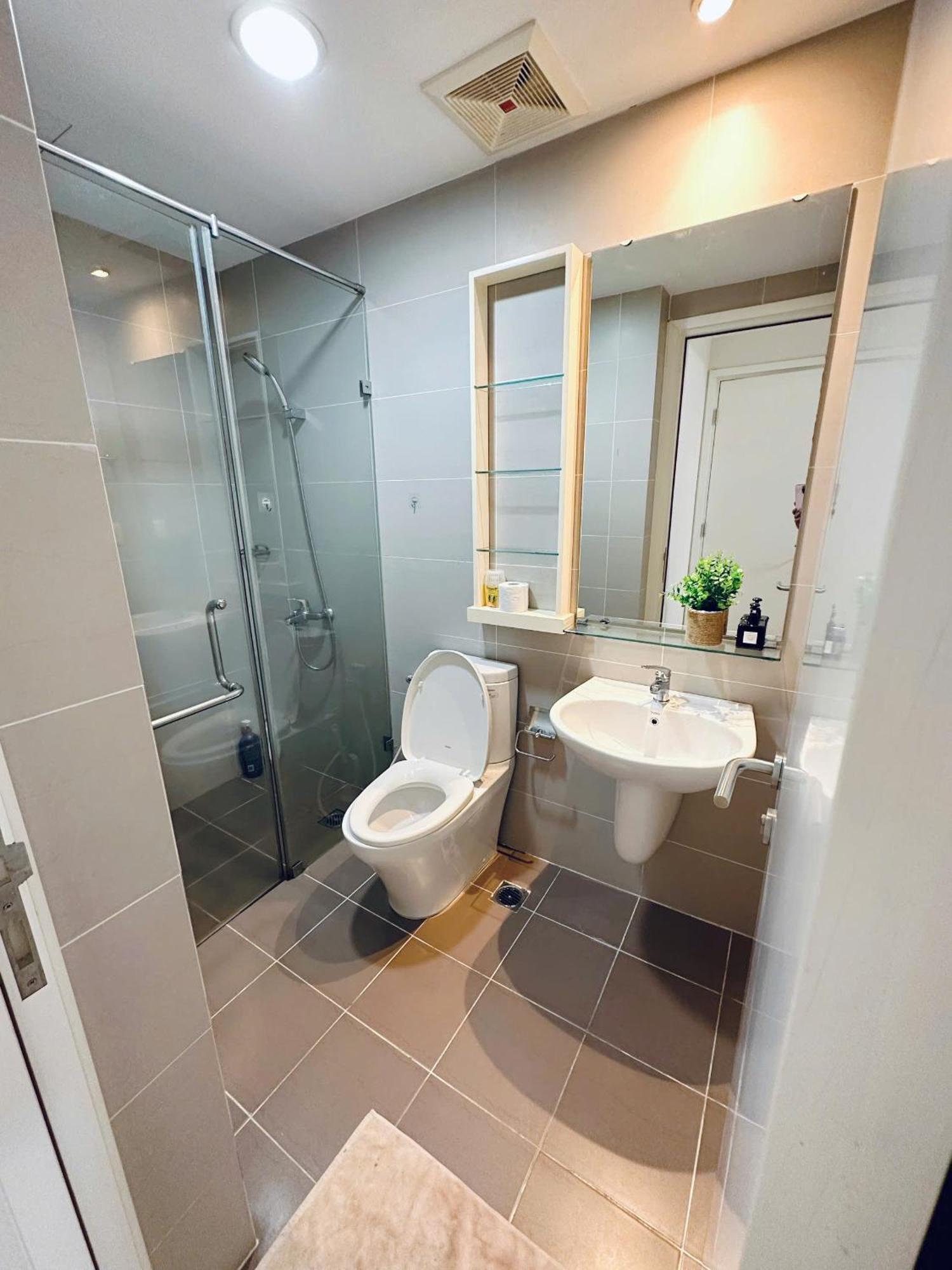Shomes - Luxury In Masteri Thao Dien Free Gym, Pool