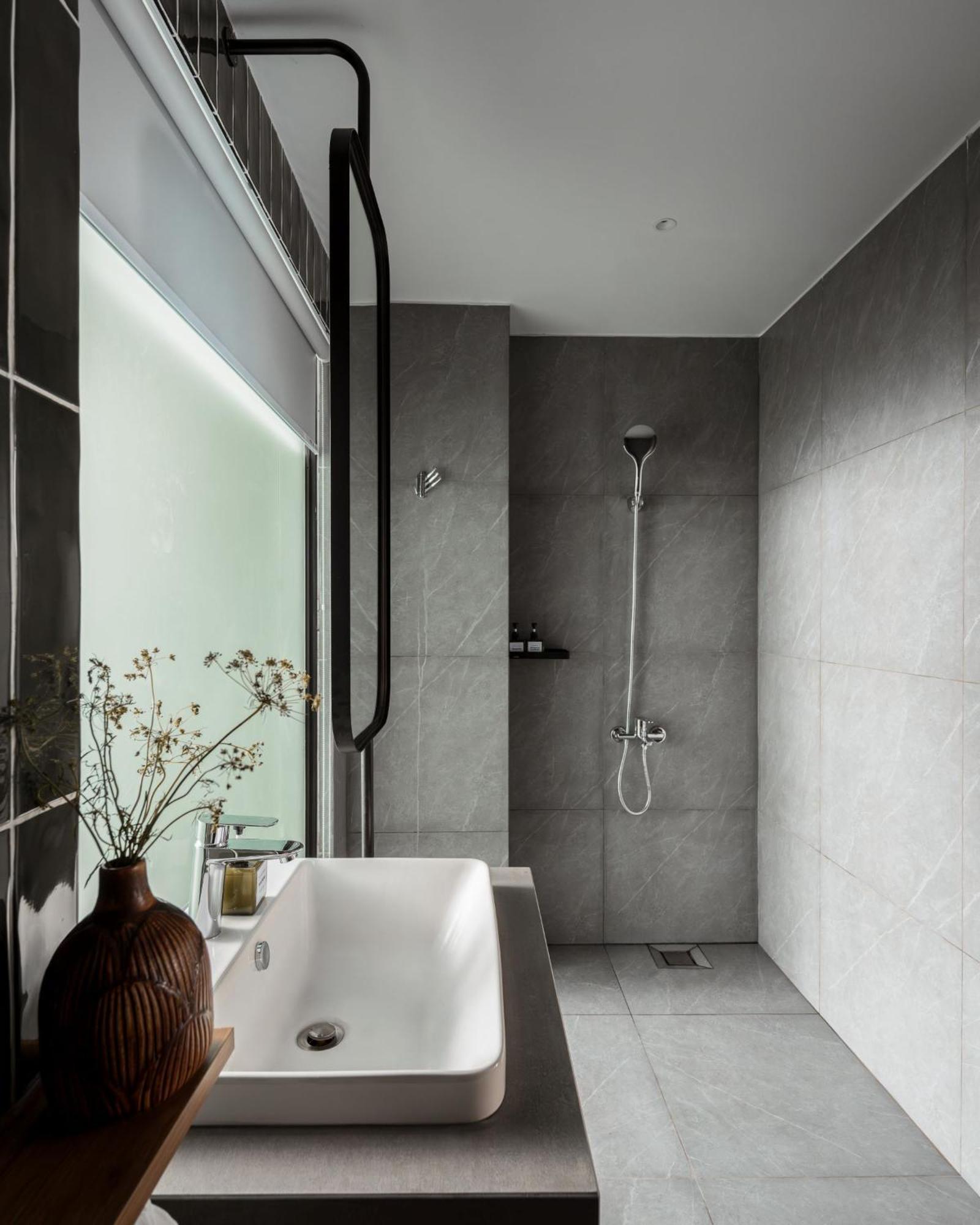 Express By M Village Vo Kiet