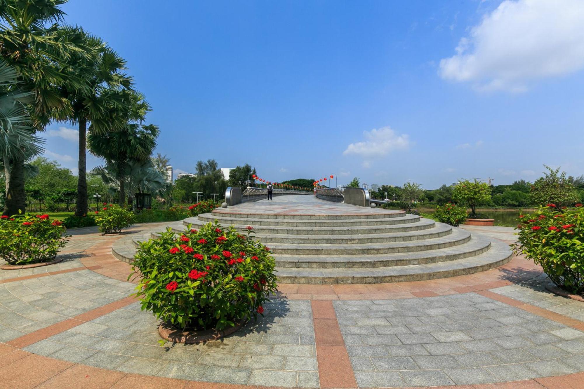Hoang Luxury Dist 1 3*