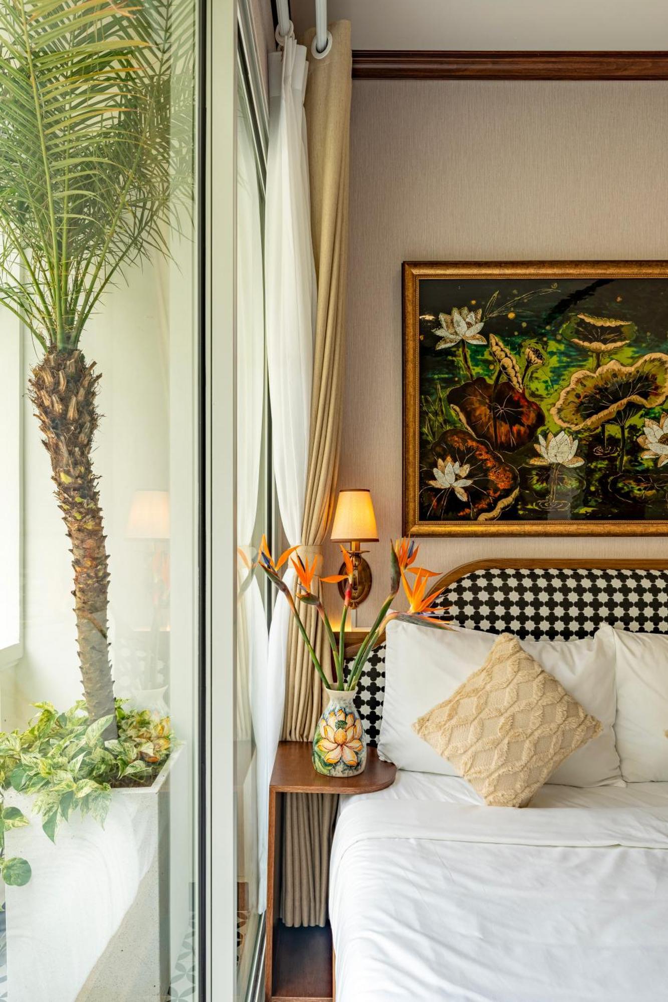 Hotel White Lotus - Heritage