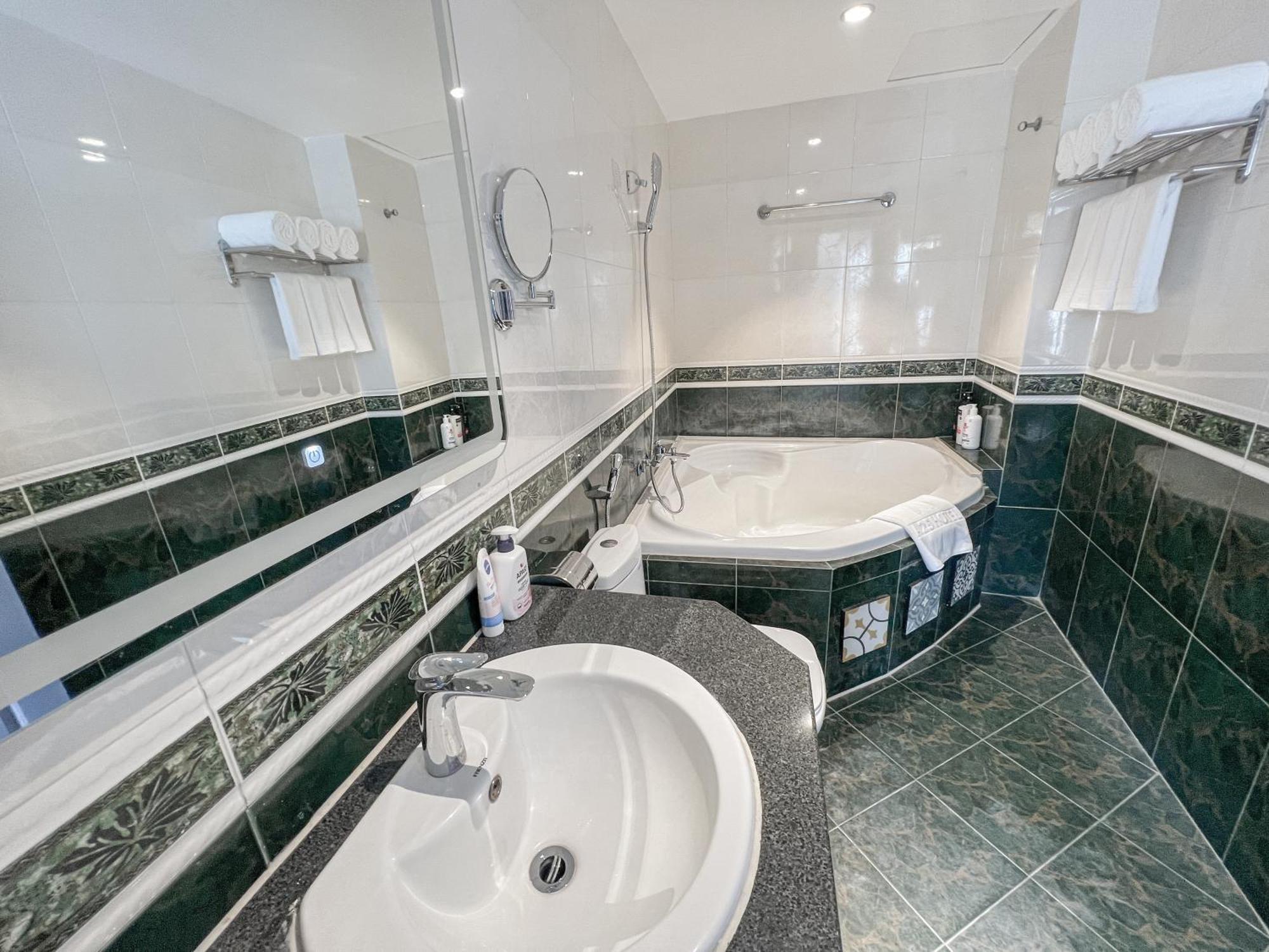 A25 - 277 Le Thanh Ton Hotel Ho Chi Minh City