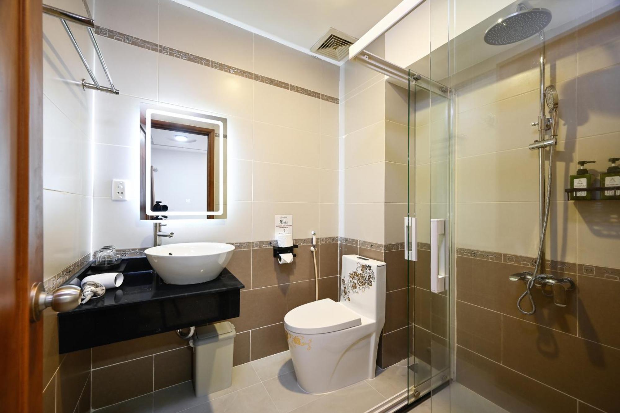 Hotel Amory Ben Thanh 4*