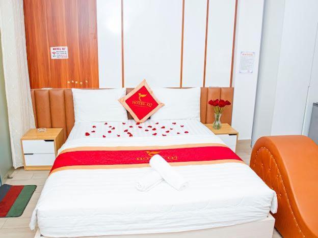 Khach San Q7 Hotel