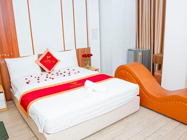 Hotel Khach San Q7