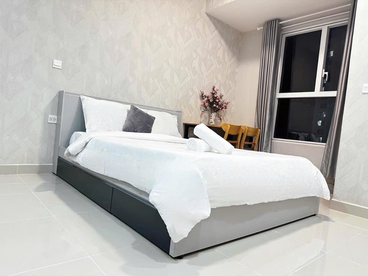 Yourhomes Sunrisecity View Quan 7 *