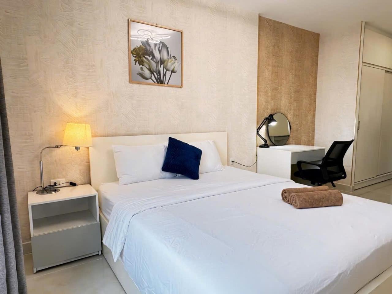 Yourhomes Sunrisecity View Quan 7 Apartment Ho Chi Minh City