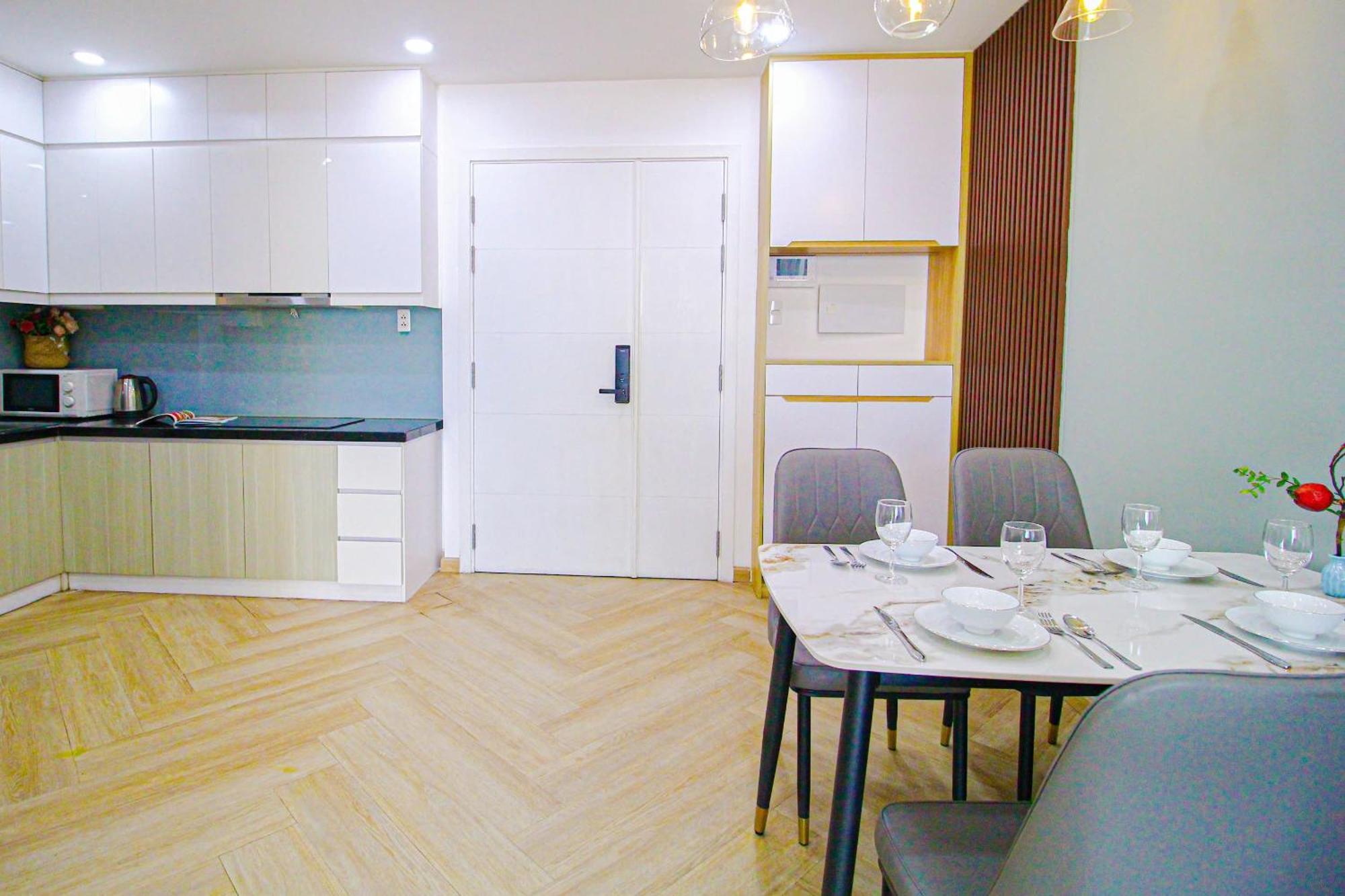 Sojo Lumiere Aparts - Terra Royal, Luxury And Spot * Ho Chi Minh City