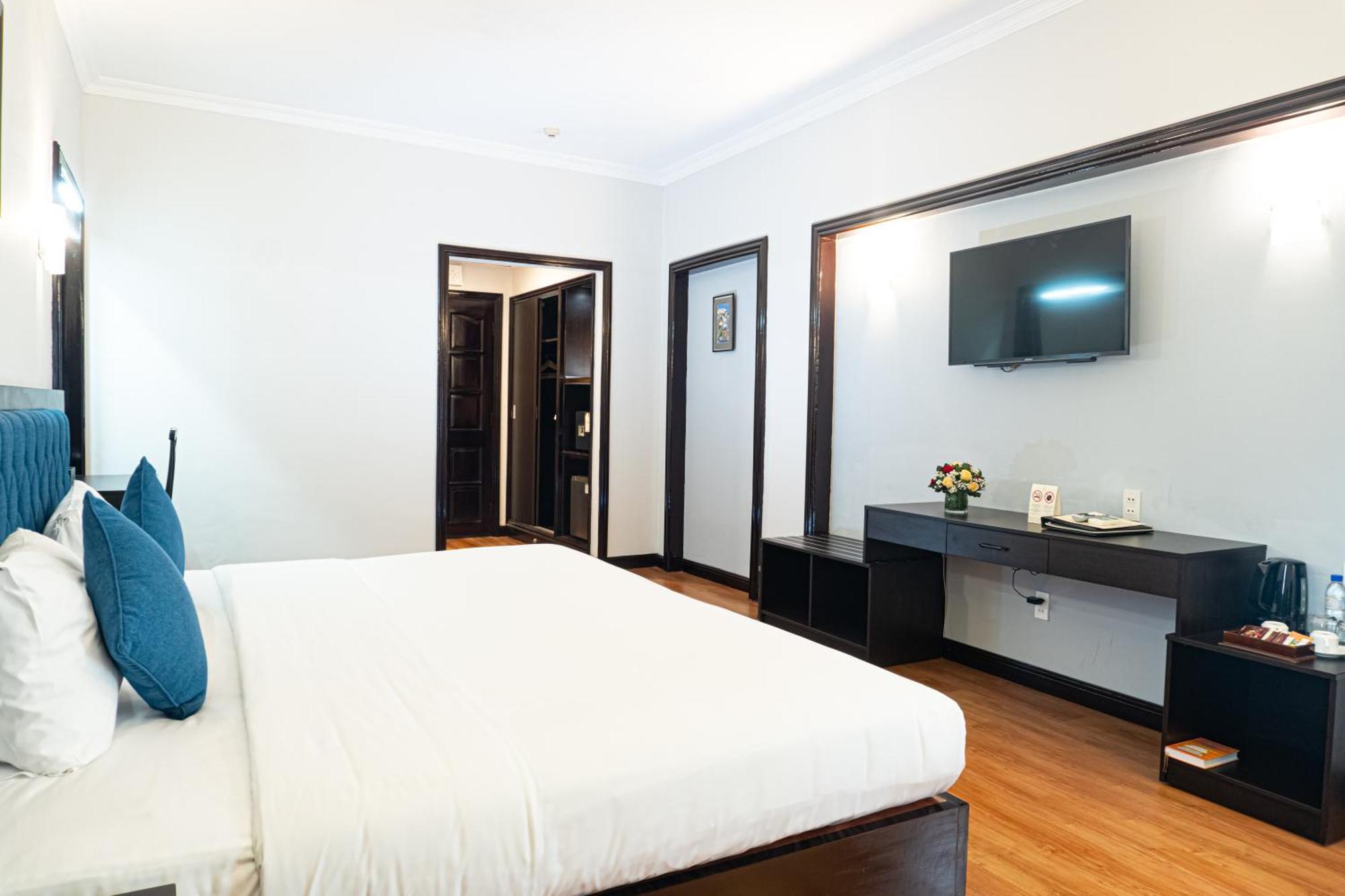 Hotel Royal Saigon 4*