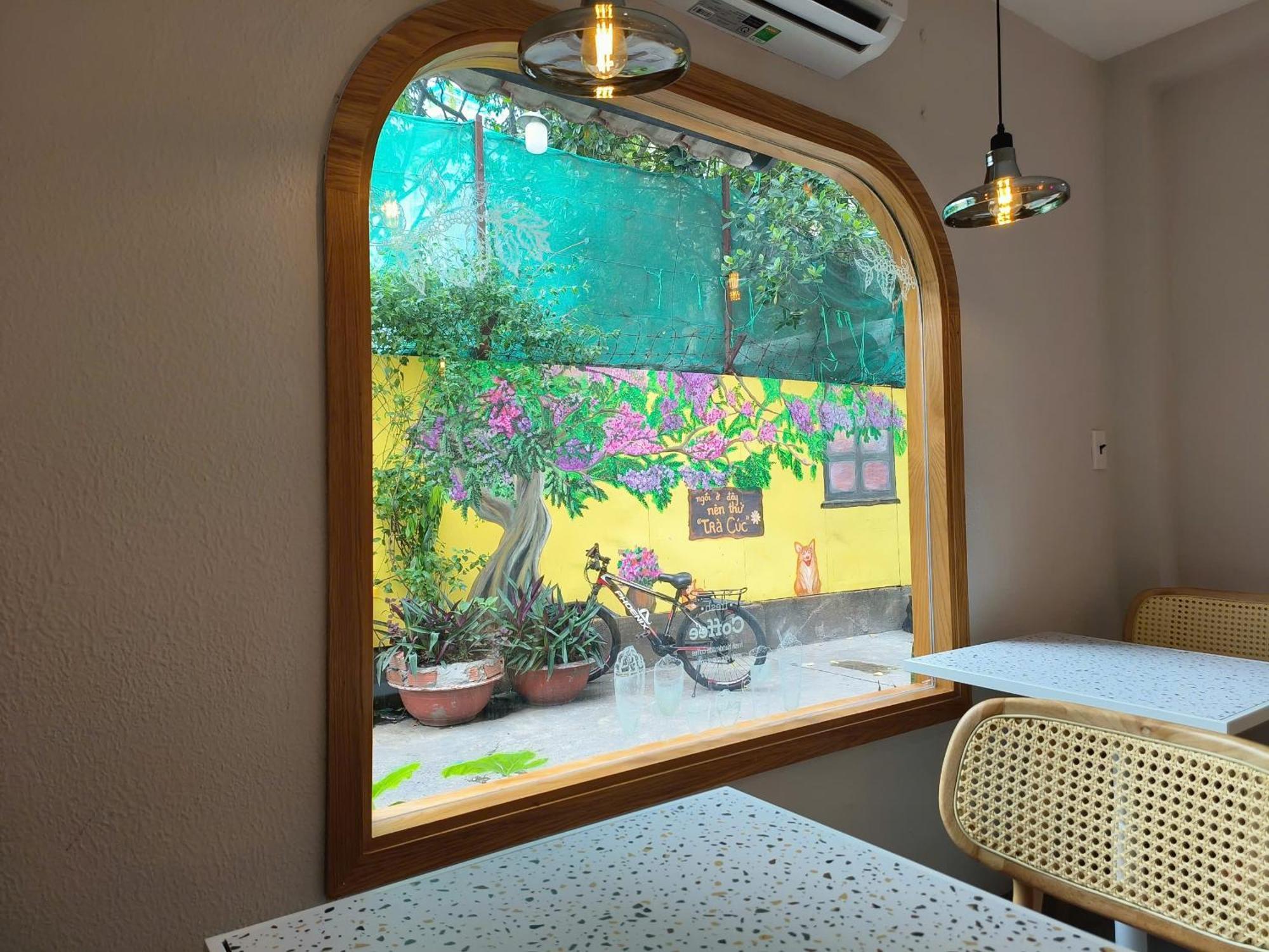 Goc Phong Drinks & Q4 Guest house *