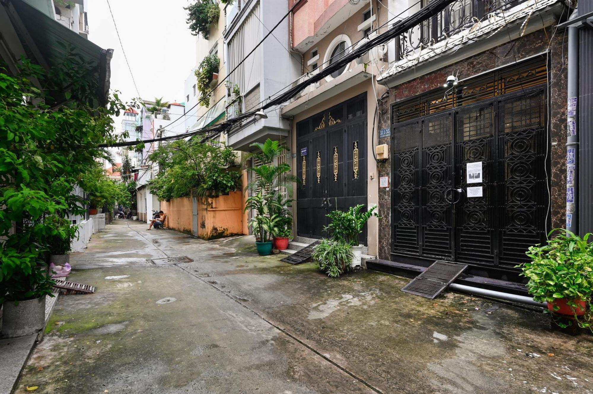 Saigon Hideout *