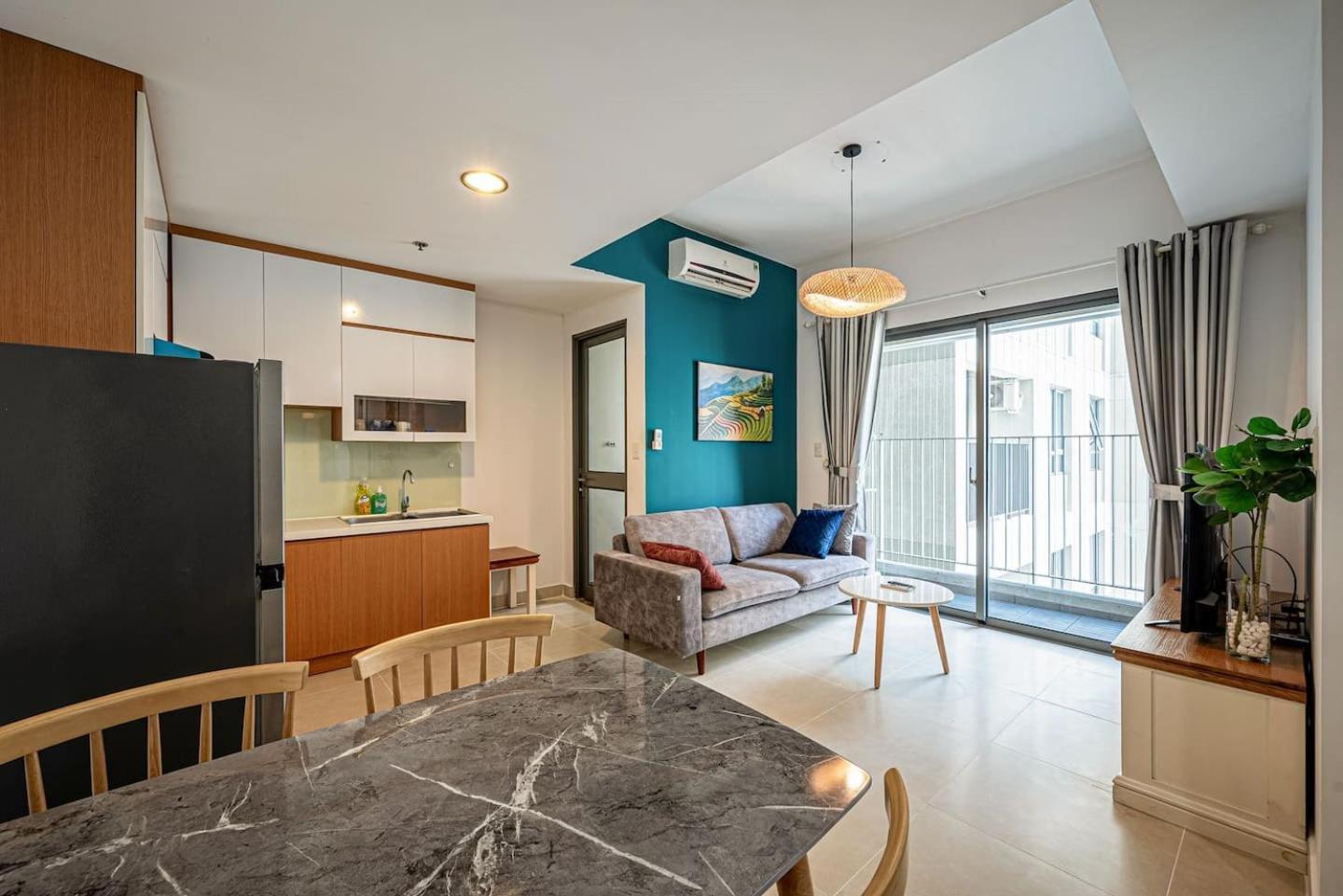 Masteri Thao Dien - Netflix & Chill Apartment