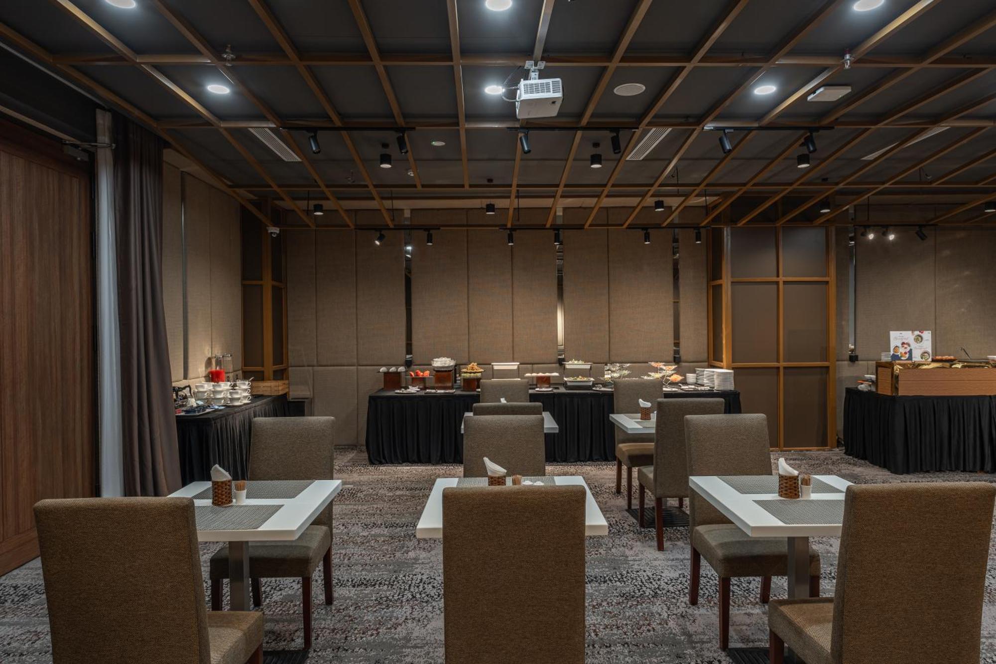 Kin Thai Lung