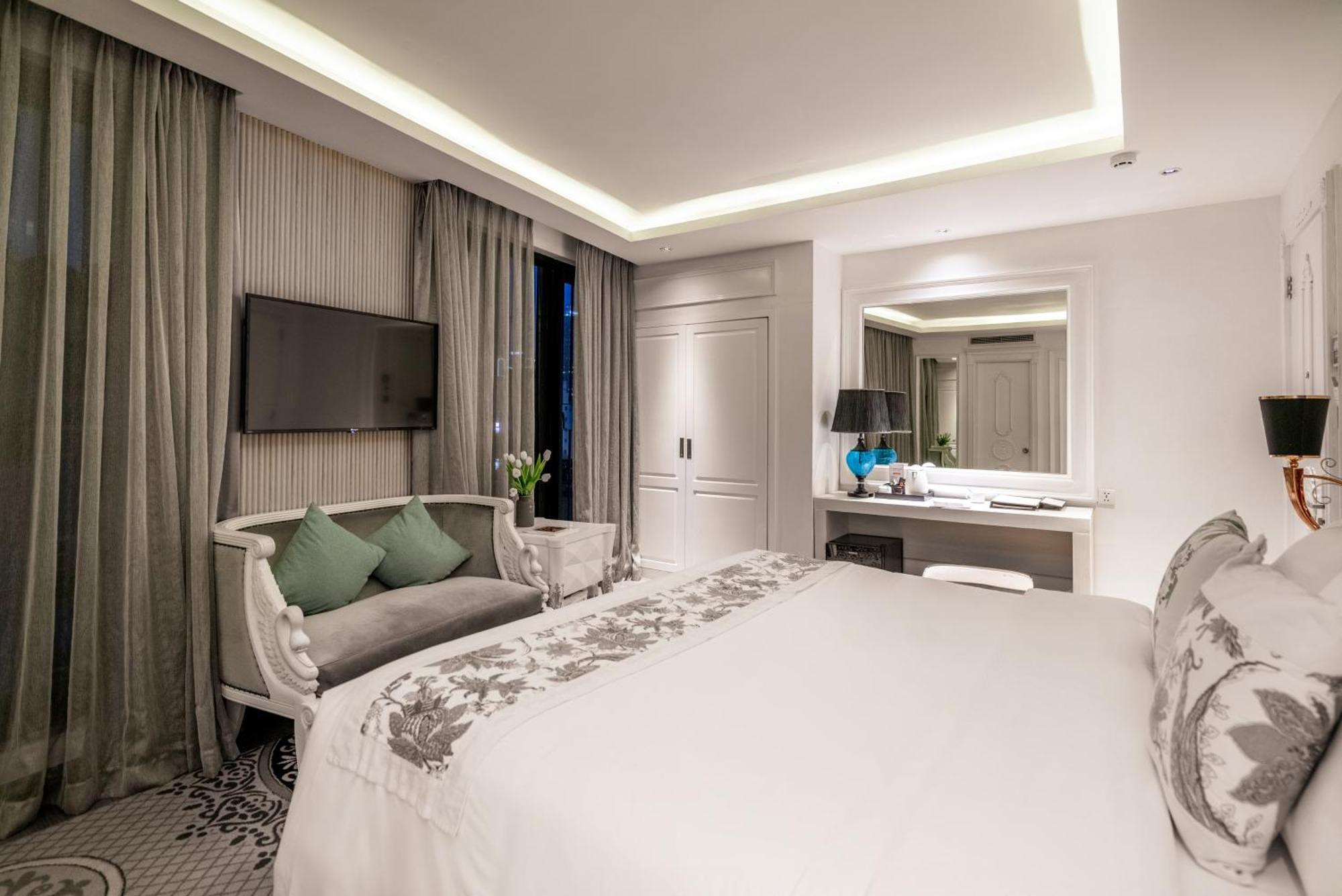 A&em Saigon 4*