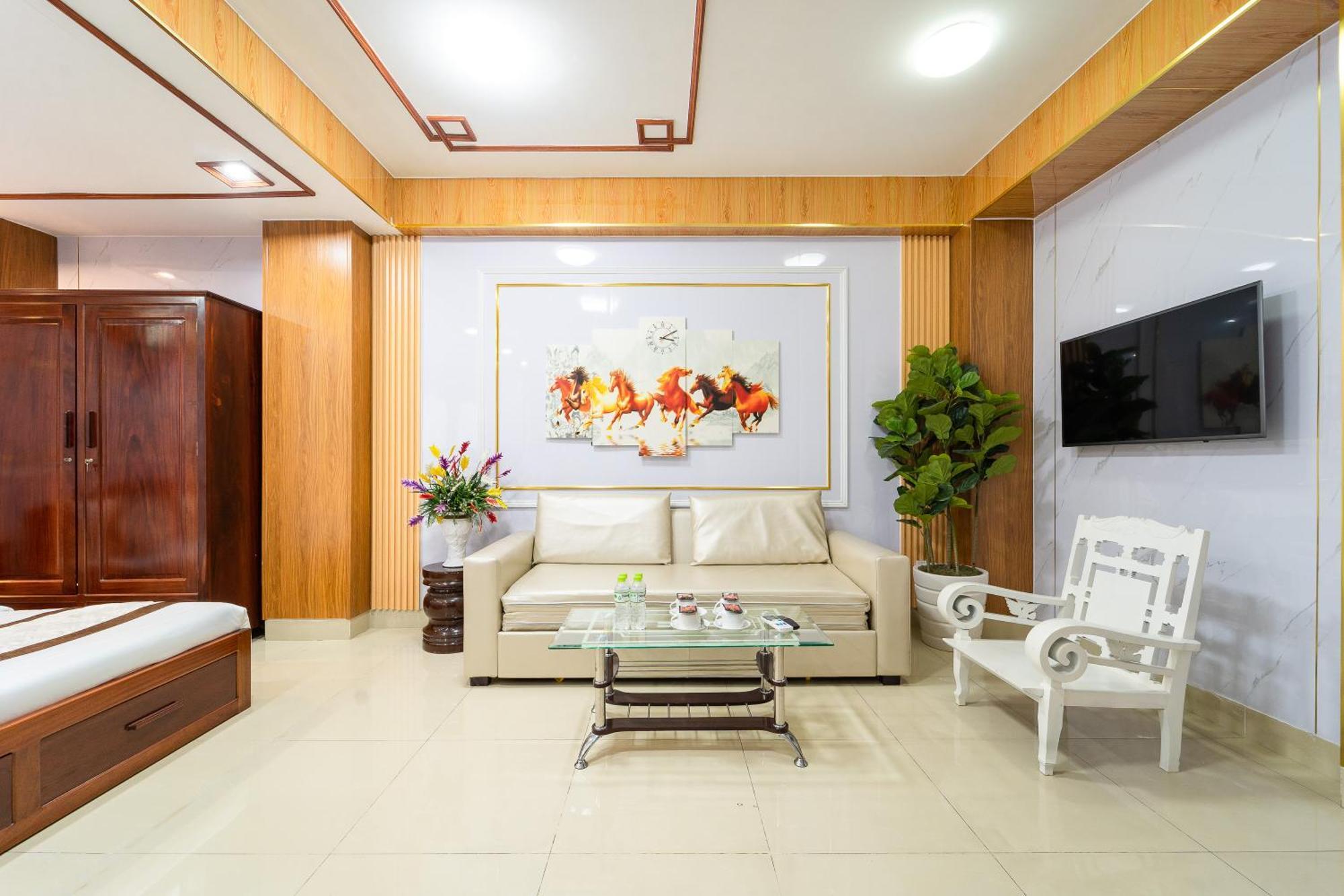 Diamond Luxury Ben Thanh Pangsapuri
