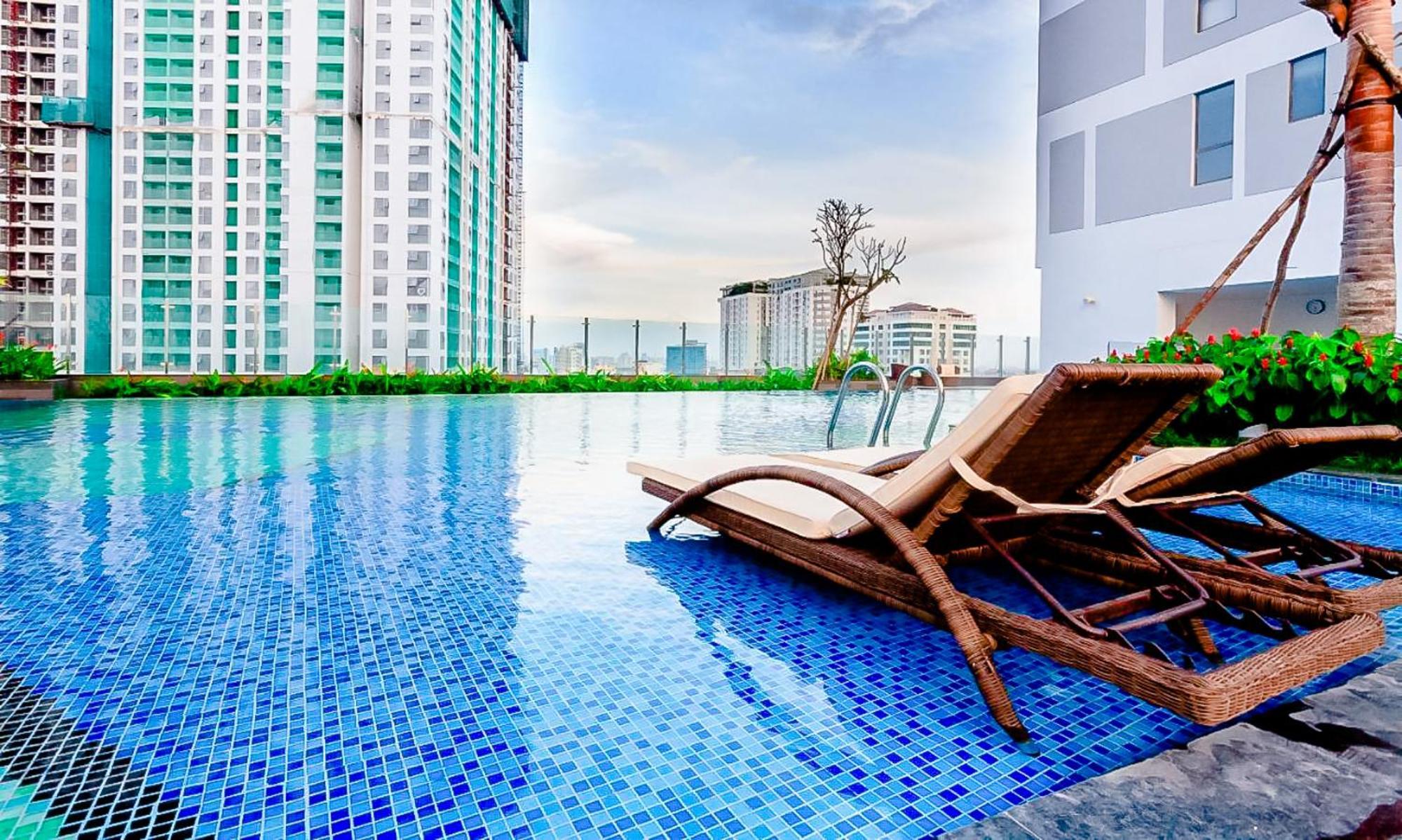 Helios Riverside