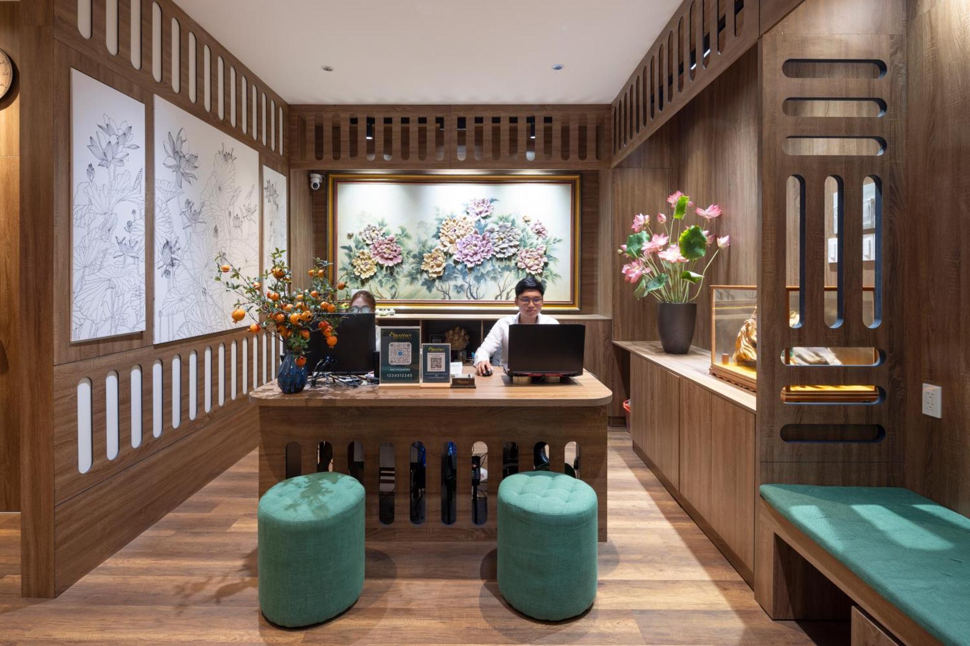 Viet Lotus Saigon 4*