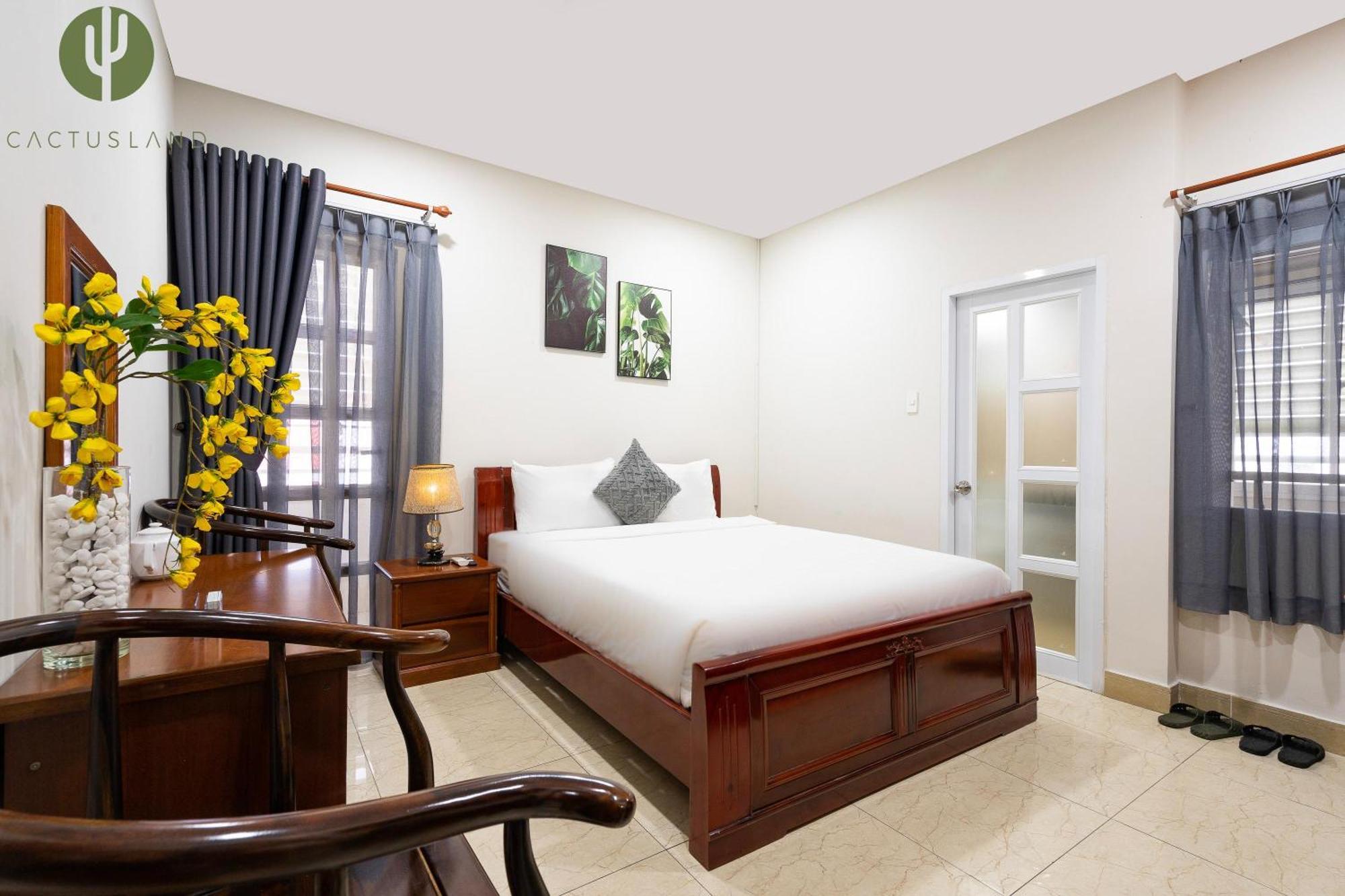 Hotel Cactusland Tan Binh 2*