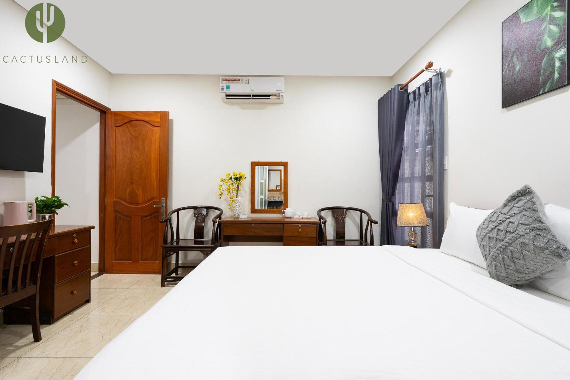 Hotel Cactusland Tan Binh 2*