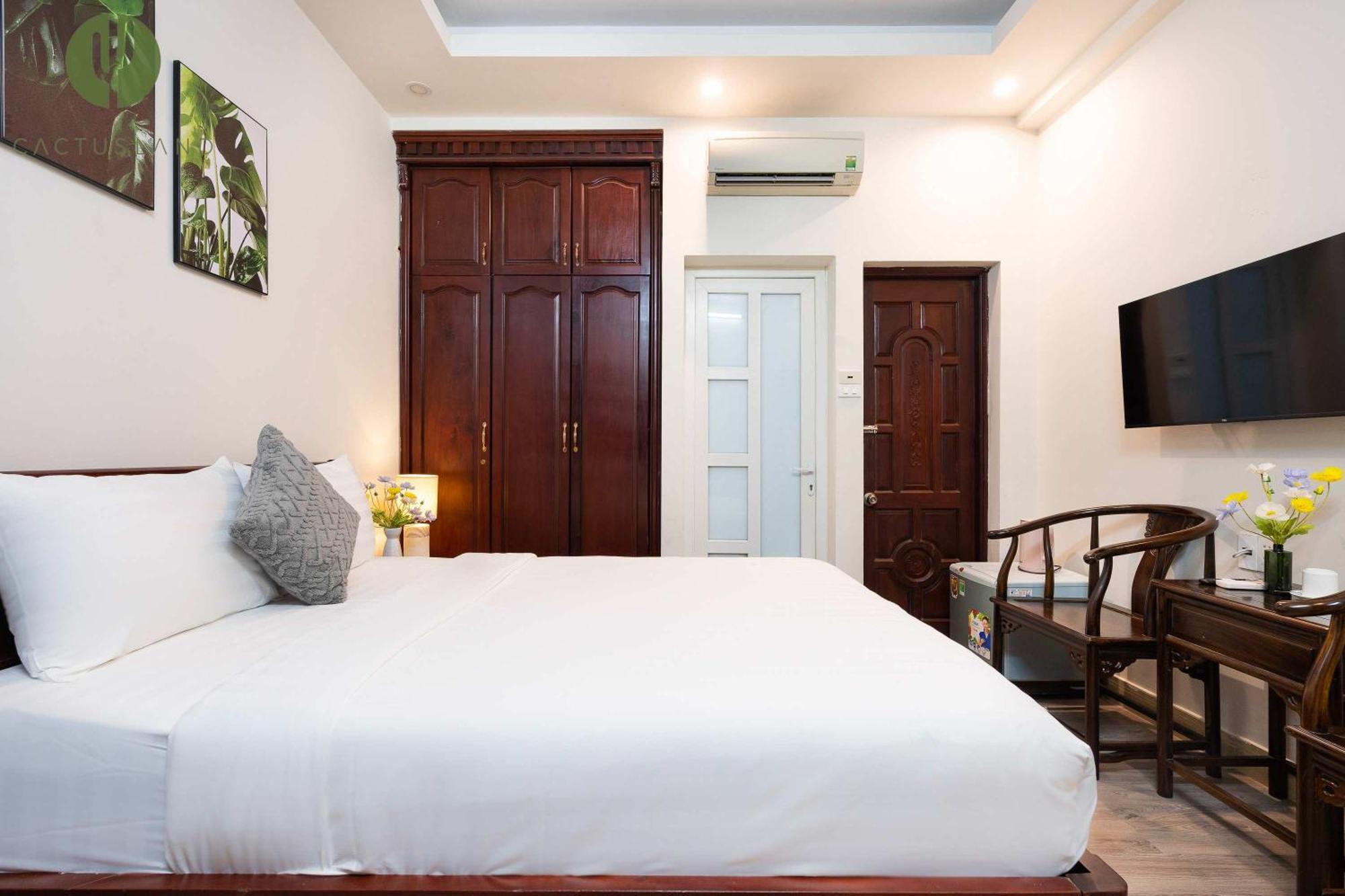Cactusland Tan Binh Hotel 2*