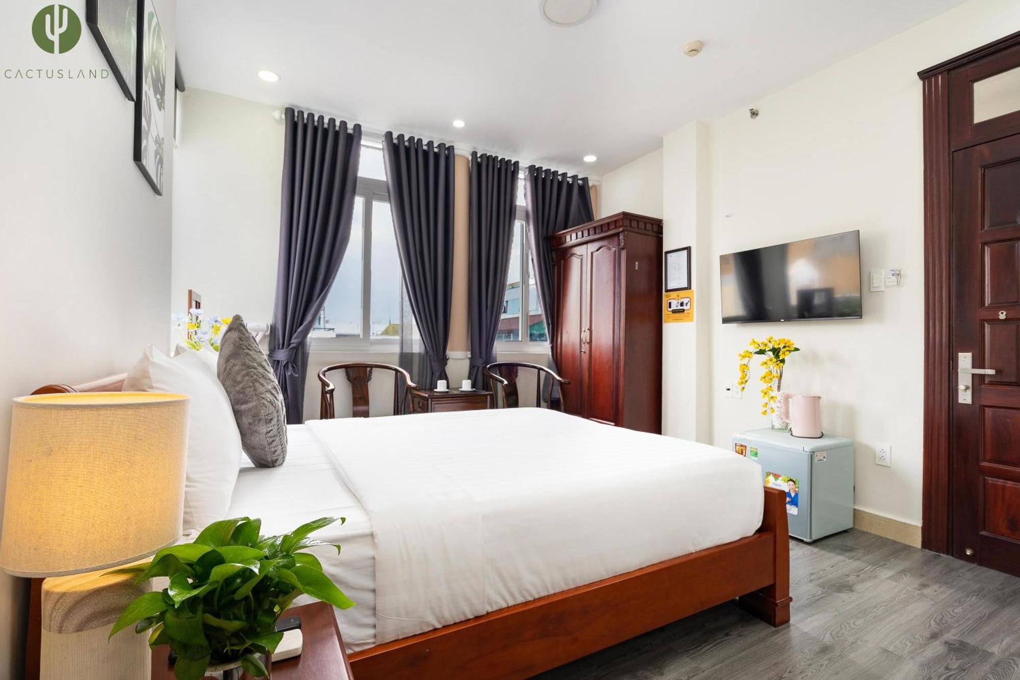 Hotel Cactusland Tan Binh 2*