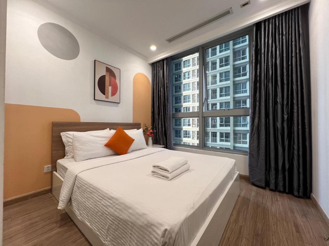 Luxury Vinhomes Central Park Apartment Ho Chi Minh City