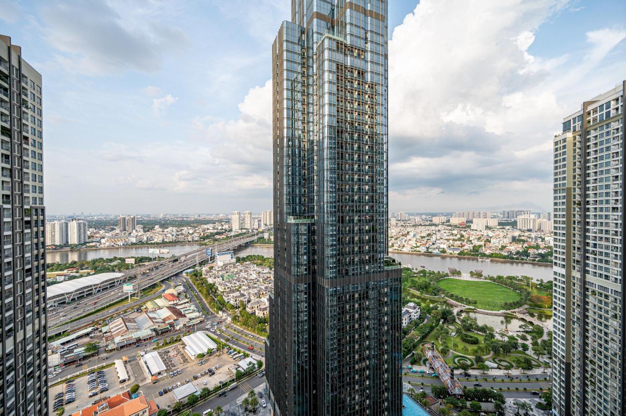 Luxury Vinhomes Central Park Ho Chi Minh City