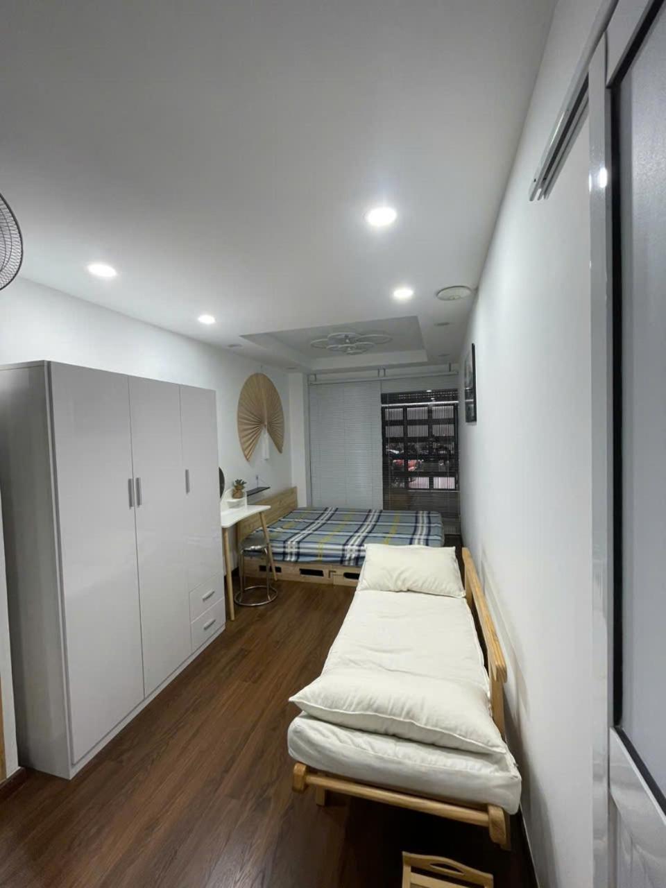 Ground Apartment *