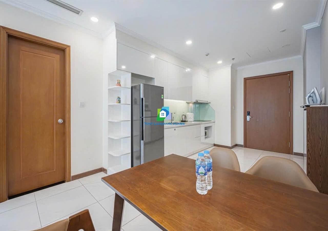 Căn hộ Service Luxury In Vinhomes Landmark Zone