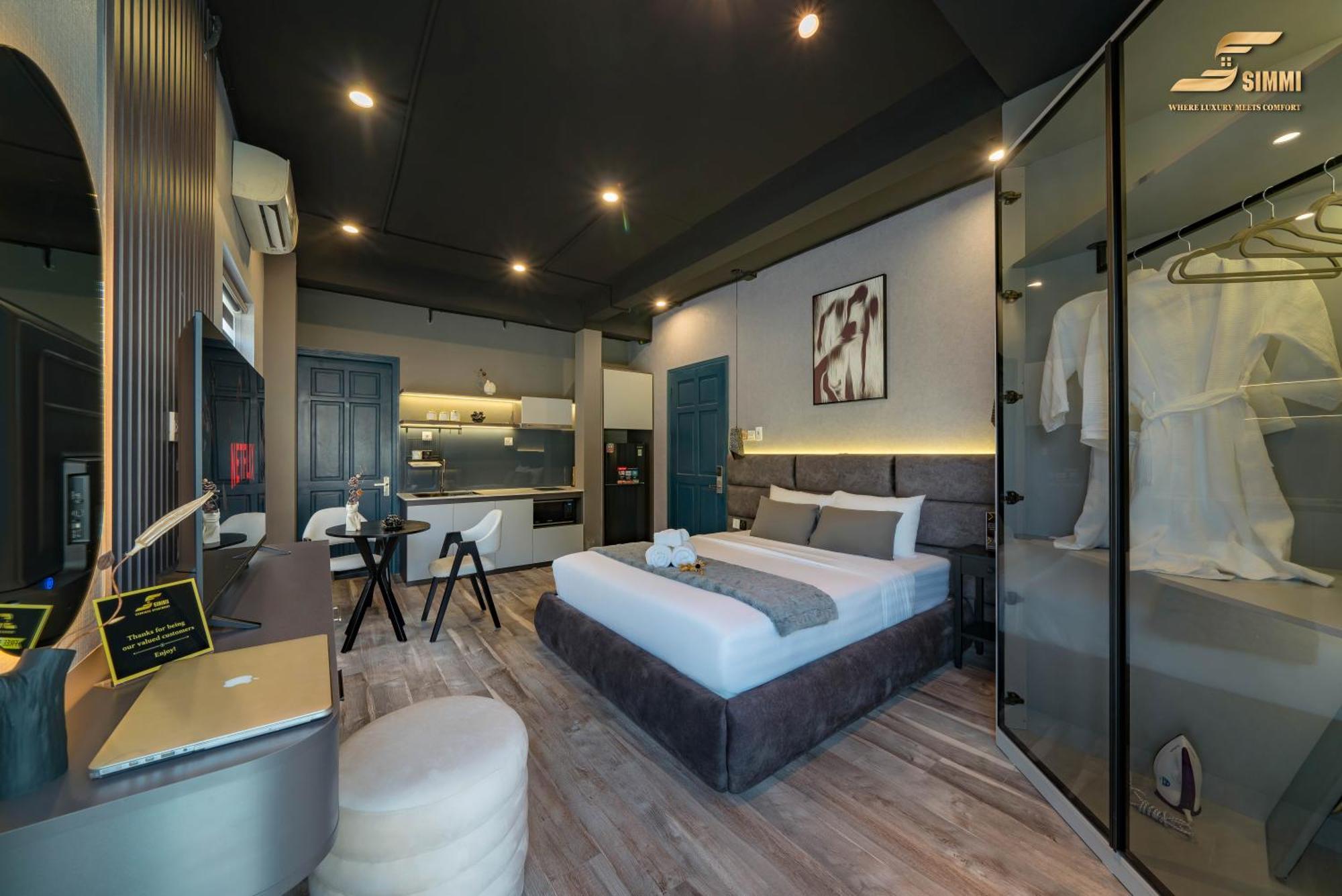 Hotel Simmi Signature & *