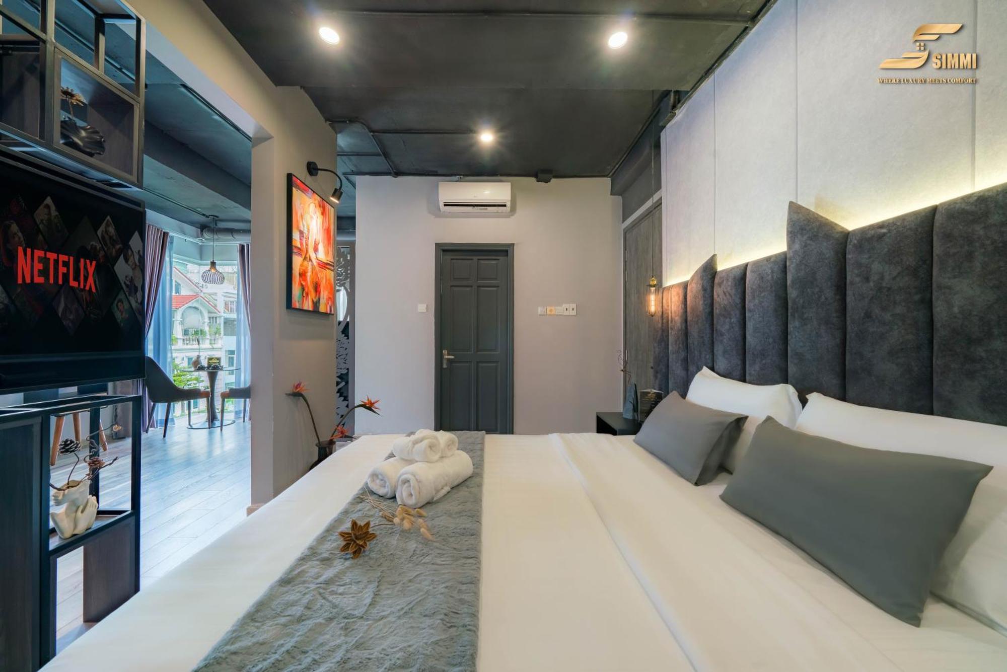 Hotel Simmi Signature & *