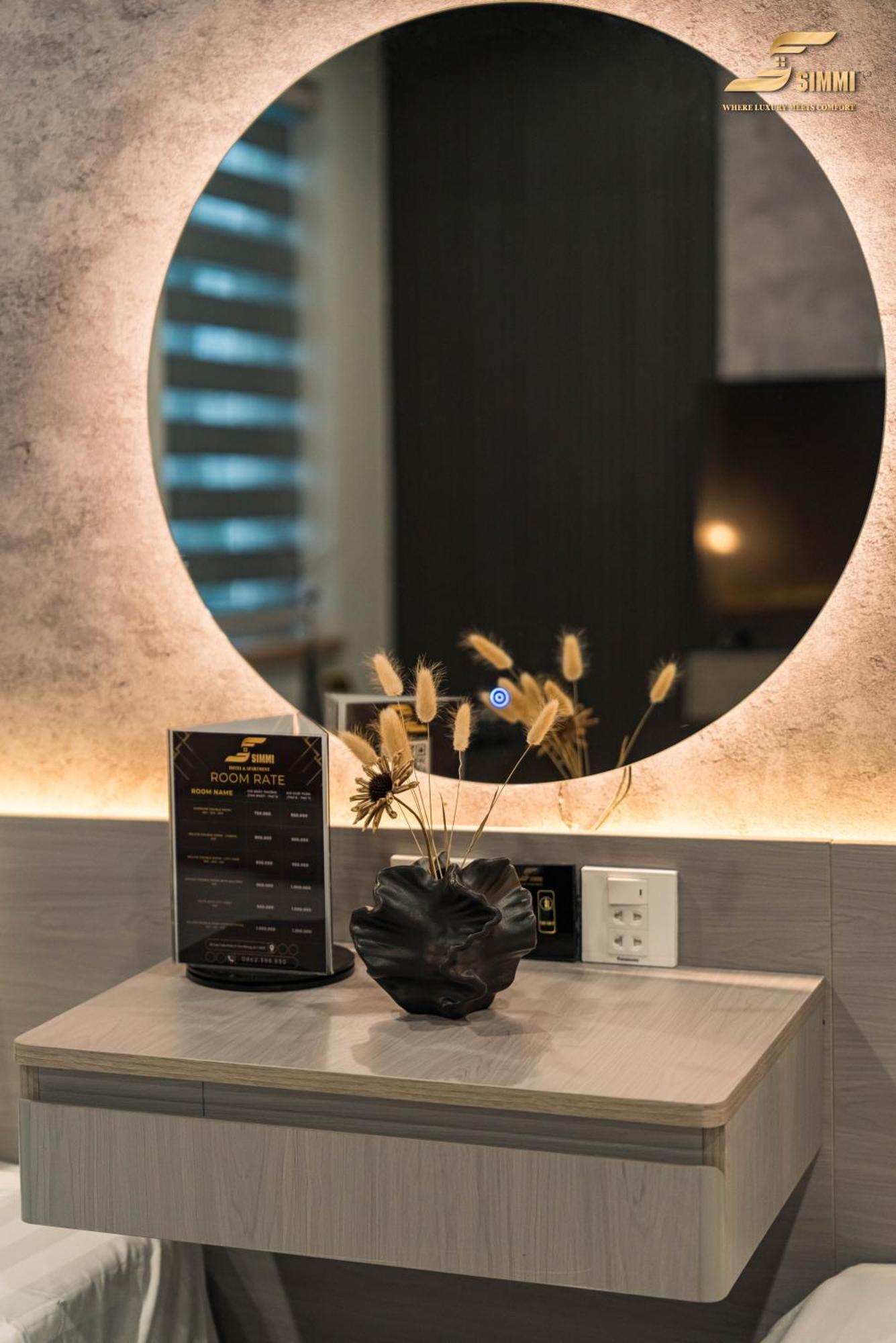 Hotel Simmi Signature &