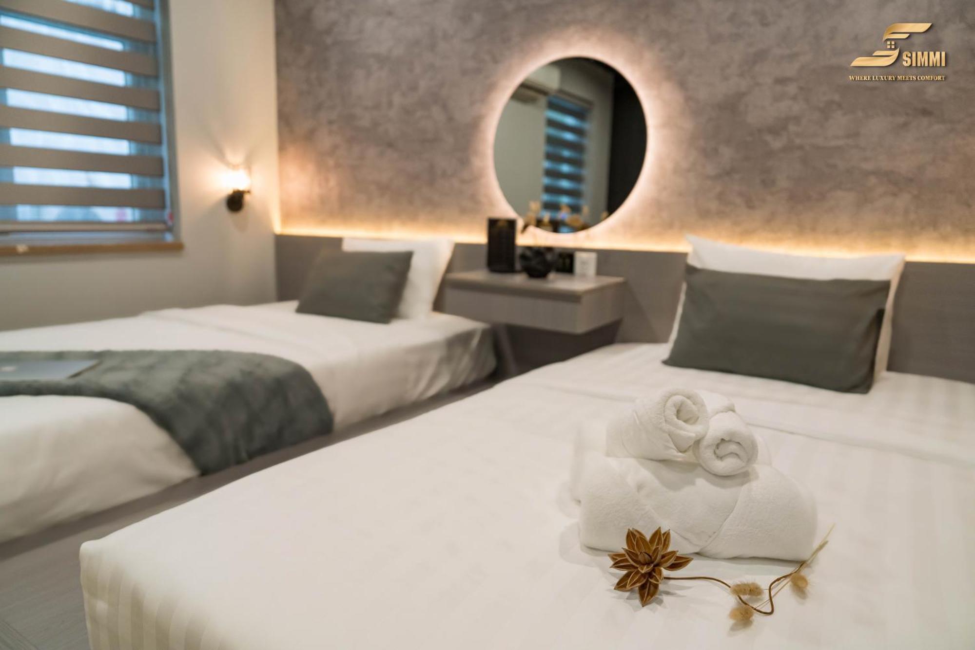Simmi Signature & Ho Chi Minh City