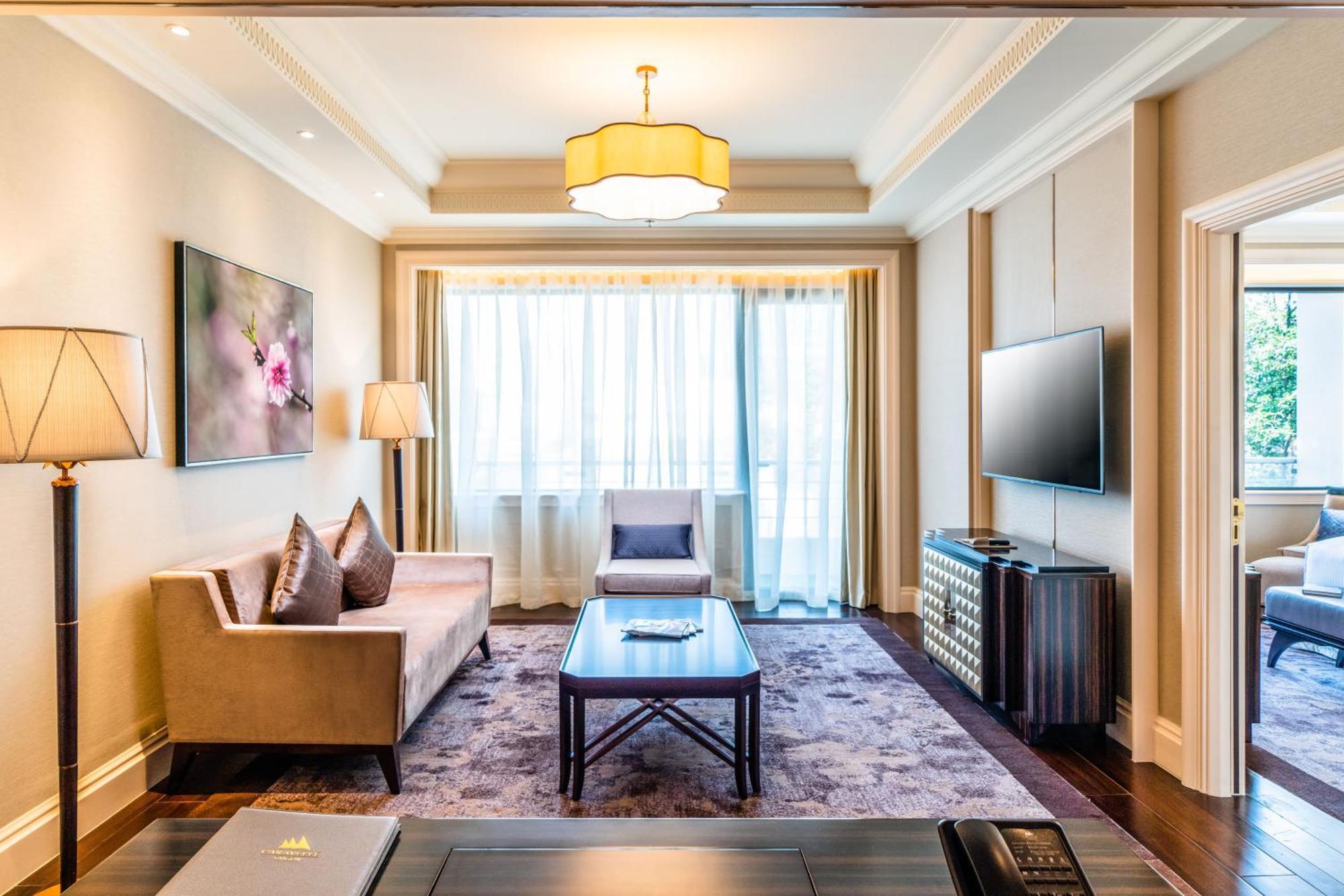 Caravelle Saigon Khách sạn