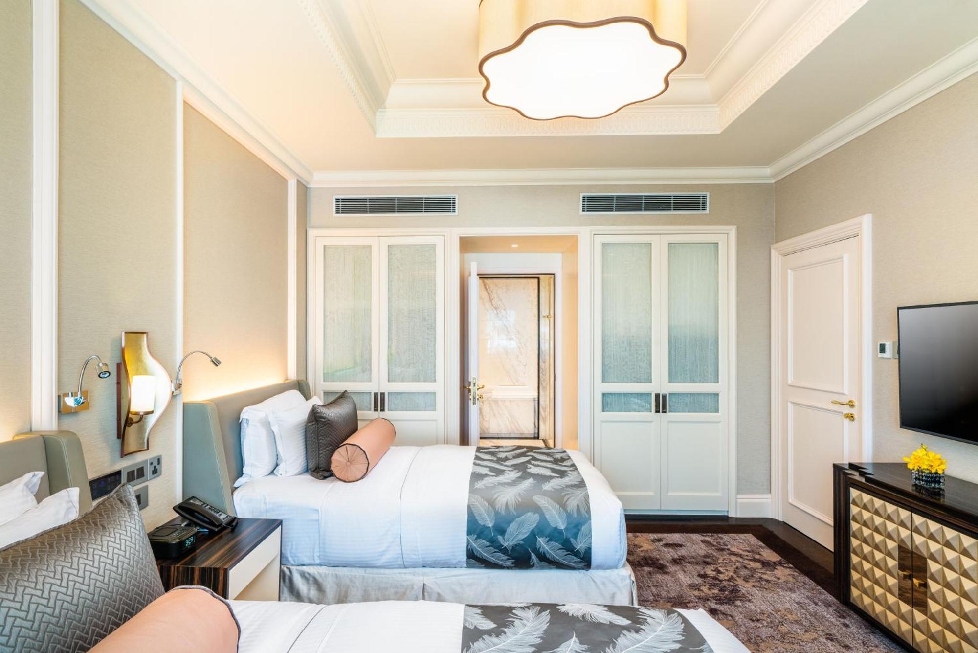 Khách sạn Caravelle Saigon