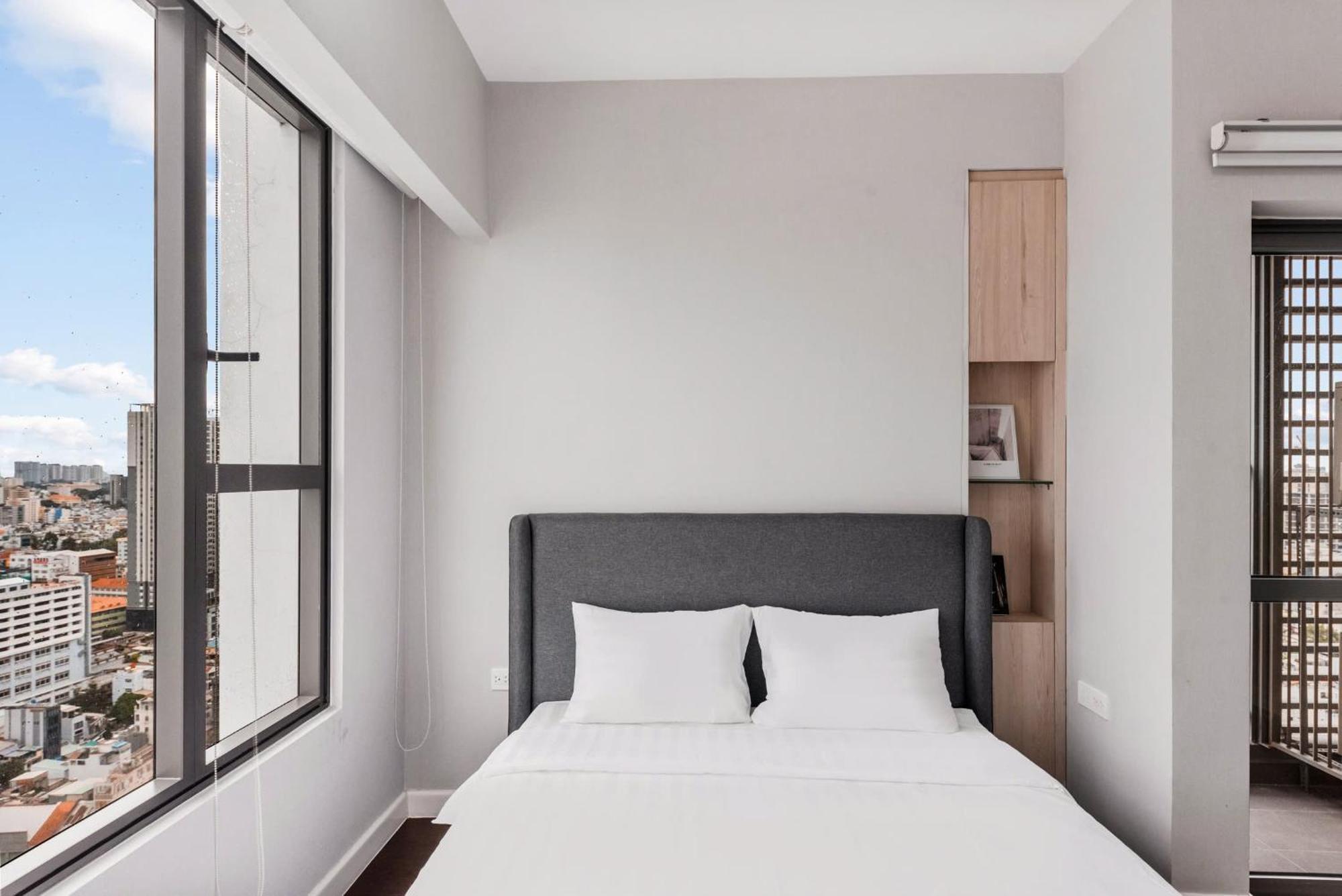 Saigon Authentic Apartments: Infinity Pool & Daily Perks Apartment Ho Chi Minh City