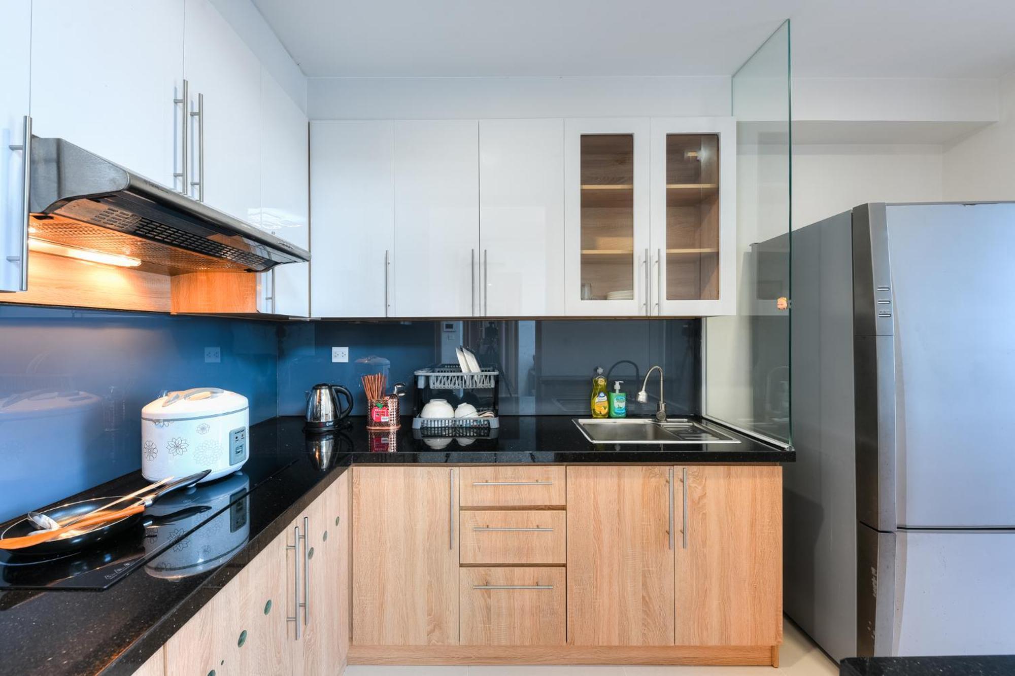 Apartment Saigon Authentic Apartments: Infinity Pool & Daily Perks *