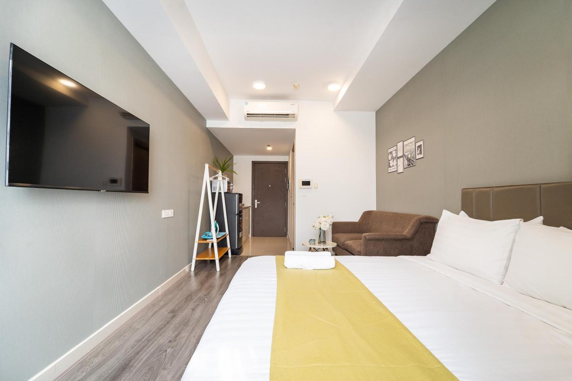 Apartment Saigon Authentic Apartments: Infinity Pool & Daily Perks Ho Chi Minh City