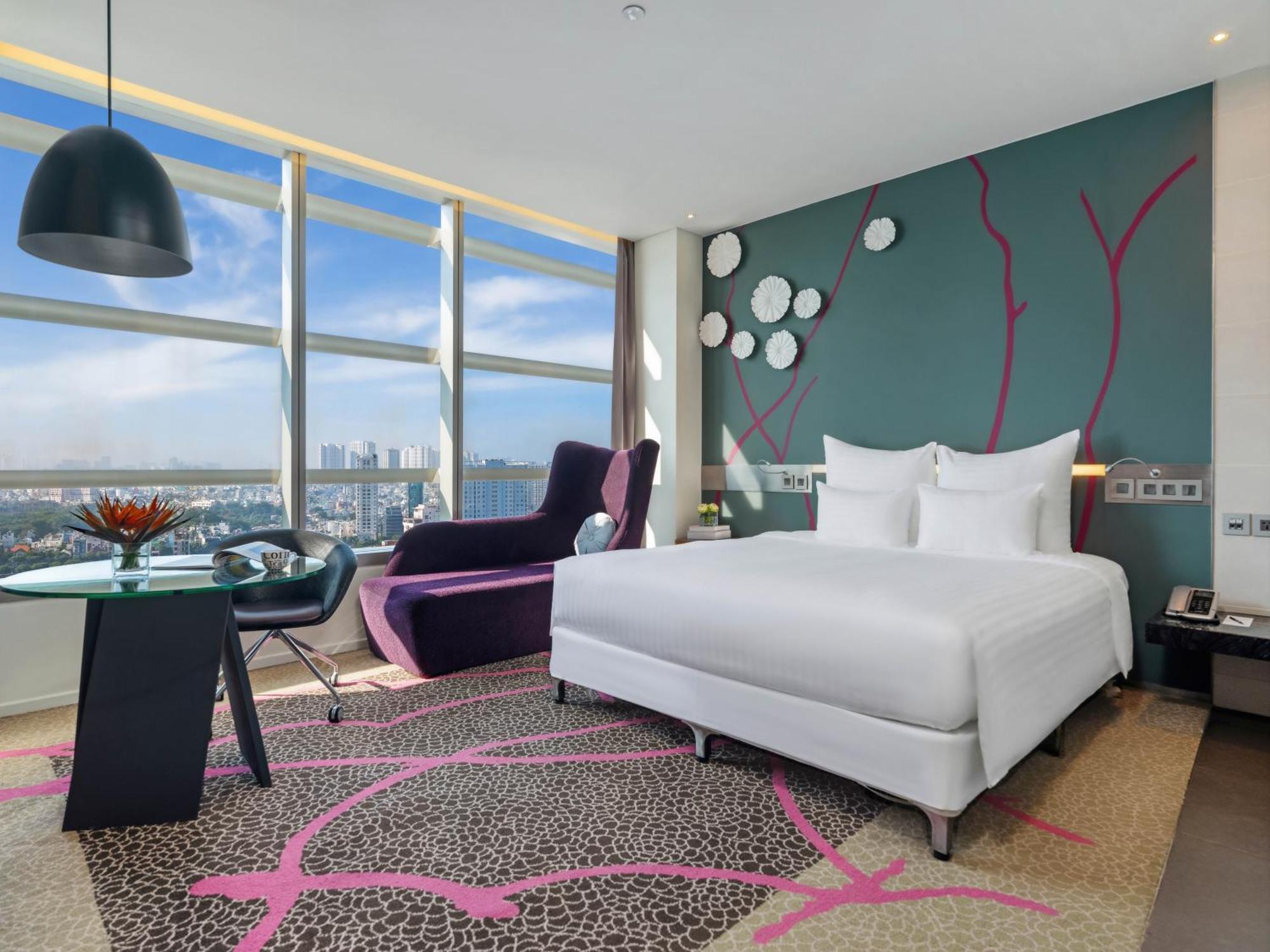 Hotel Pullman Saigon Centre 5*
