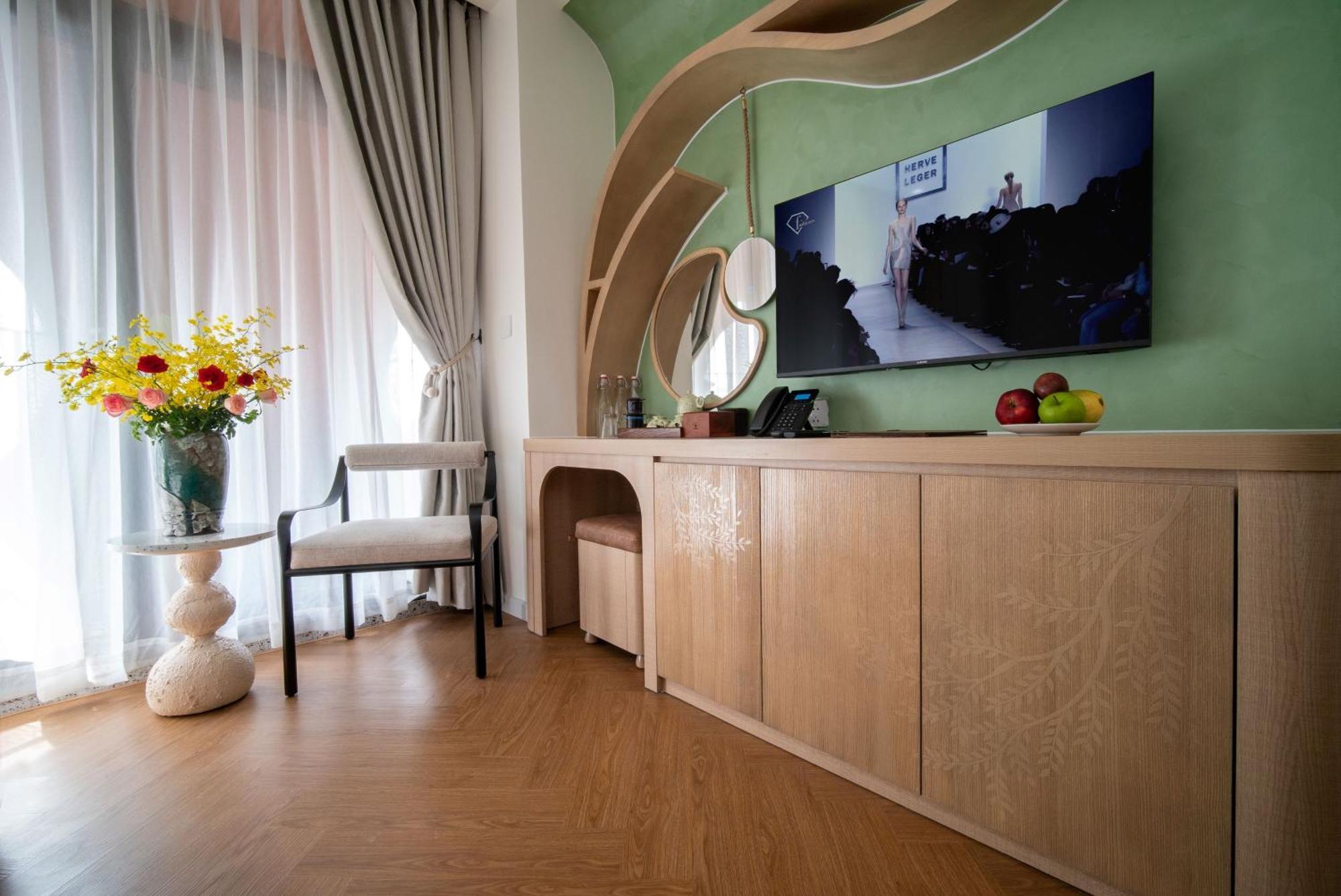 Hotel Me Saigon Boutique 5*