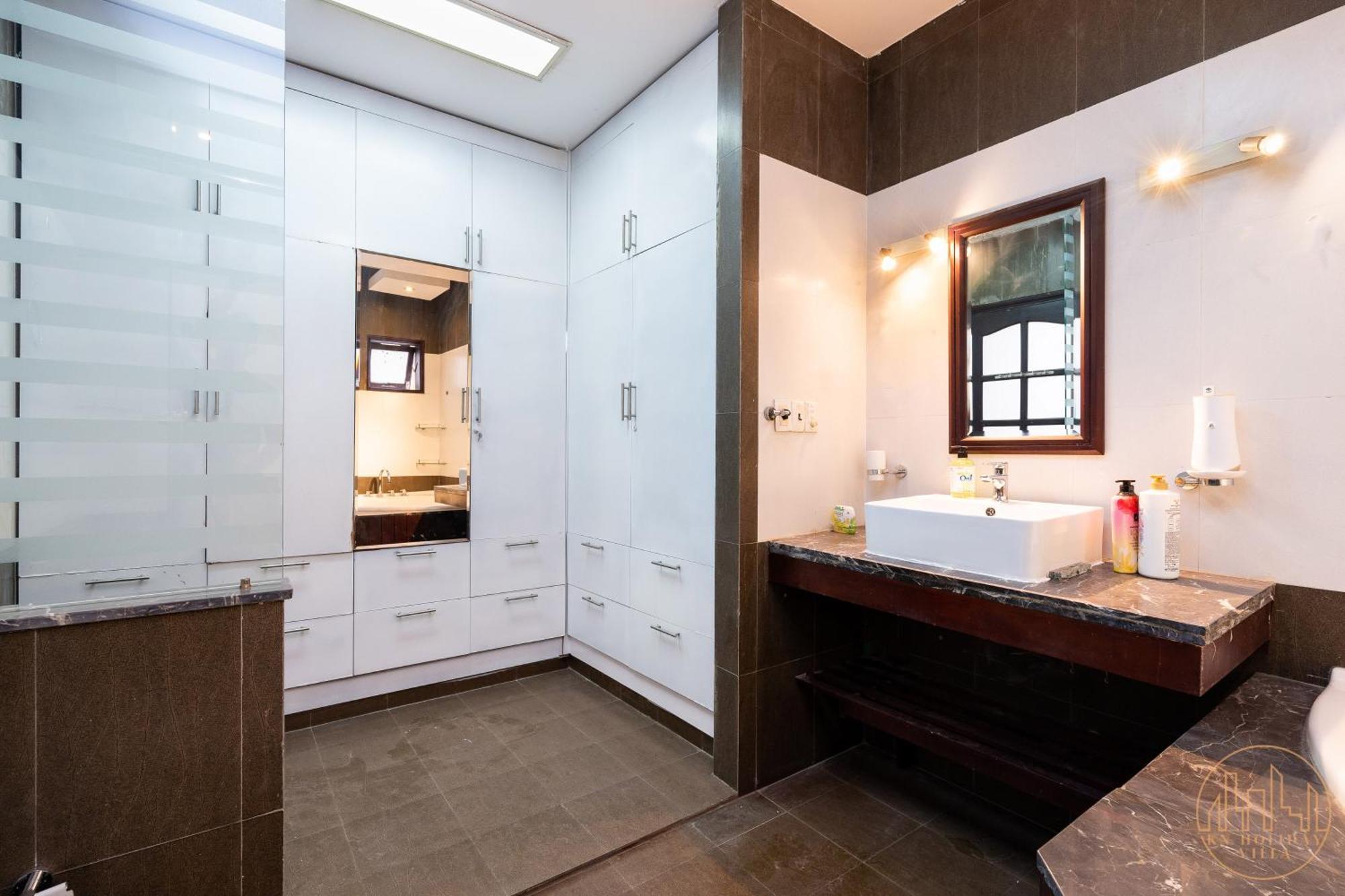 Villa Kn5 *